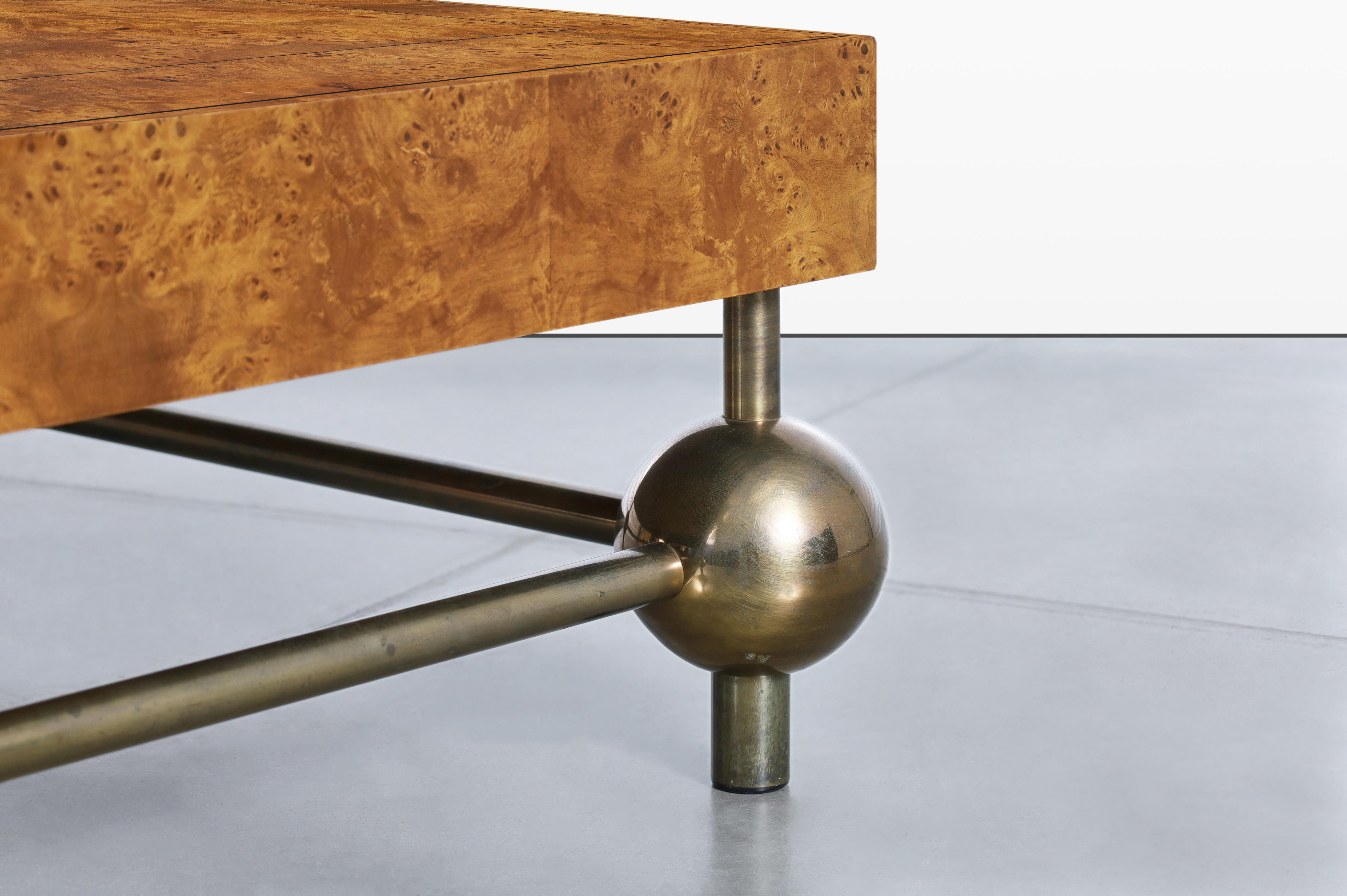 Vintage Burl Wood and Brass Coffee Table im Angebot 1