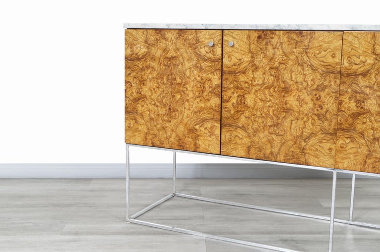 Vintage Burl Wood and Calacatta Marble Credenza by Milo Baughman For Sale 4