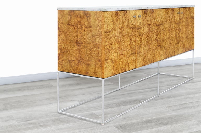 Mid-Century Modern Vintage Burl Wood and Calacatta Marble Credenza by Milo Baughman For Sale