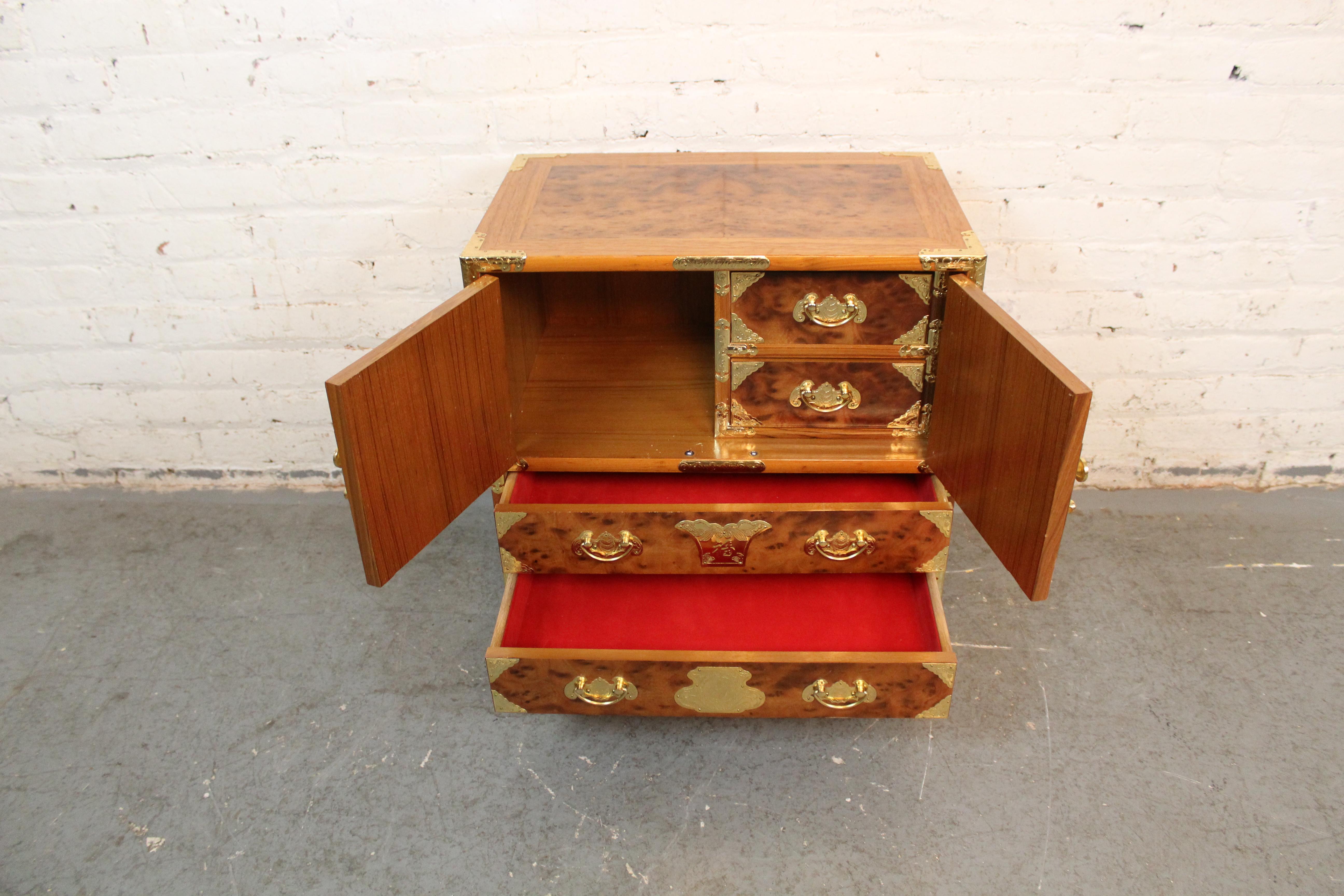 Vintage Burl Wood & Brass Tansu Chest In Good Condition For Sale In Brooklyn, NY