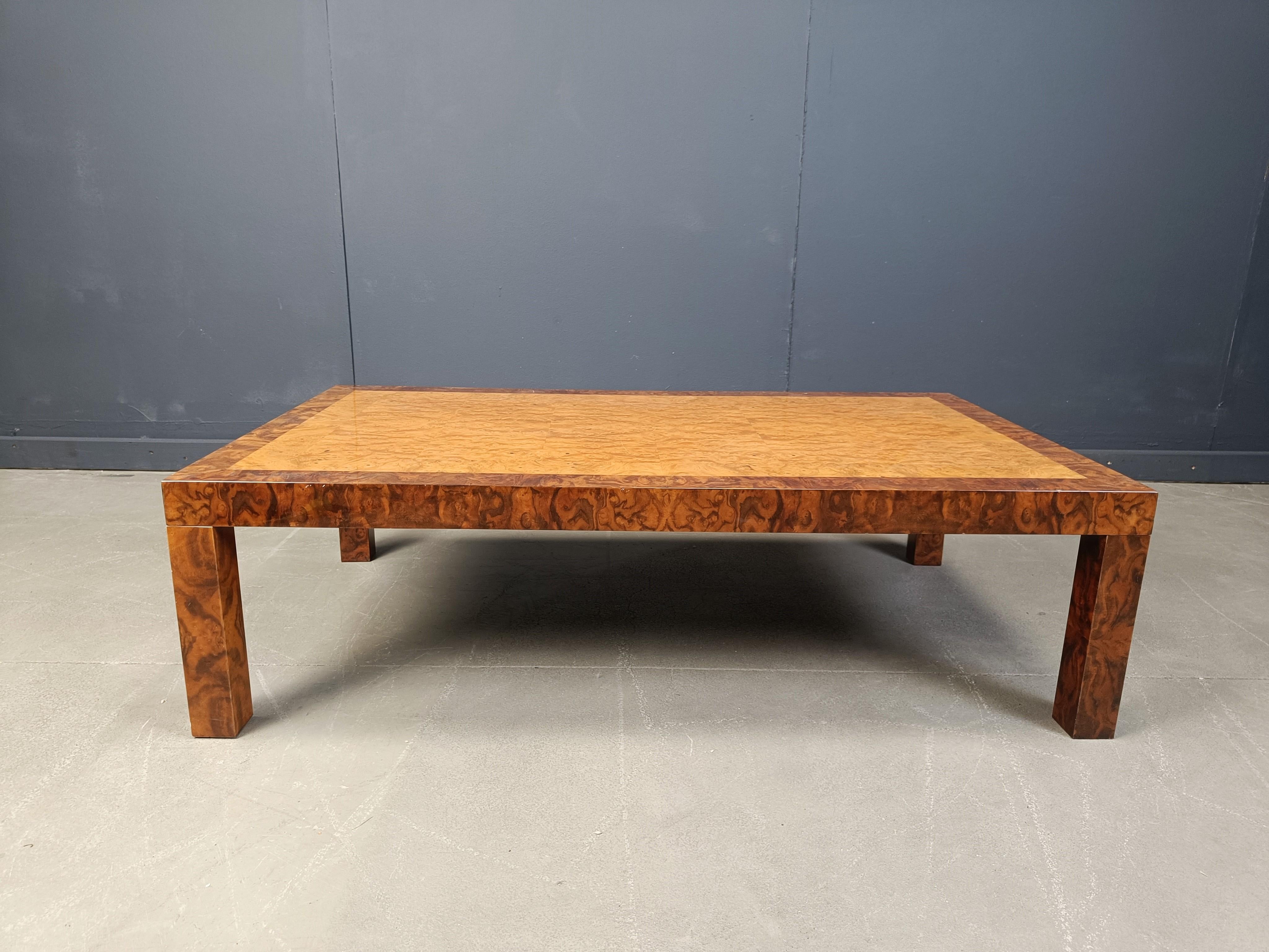 Broussin Table basse vintage en ronce de bois, années 1970 en vente