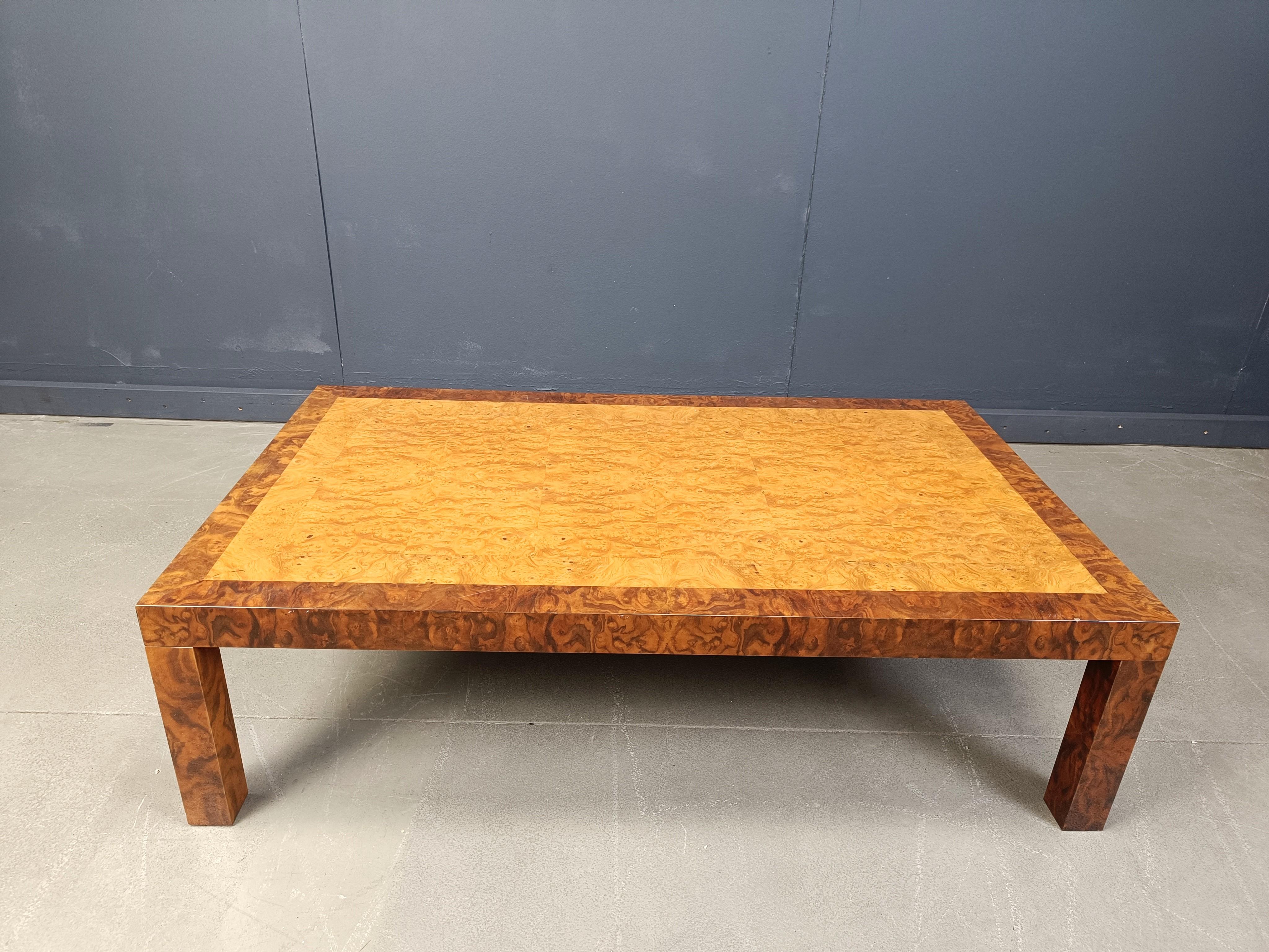 Table basse vintage en ronce de bois, années 1970 en vente 1