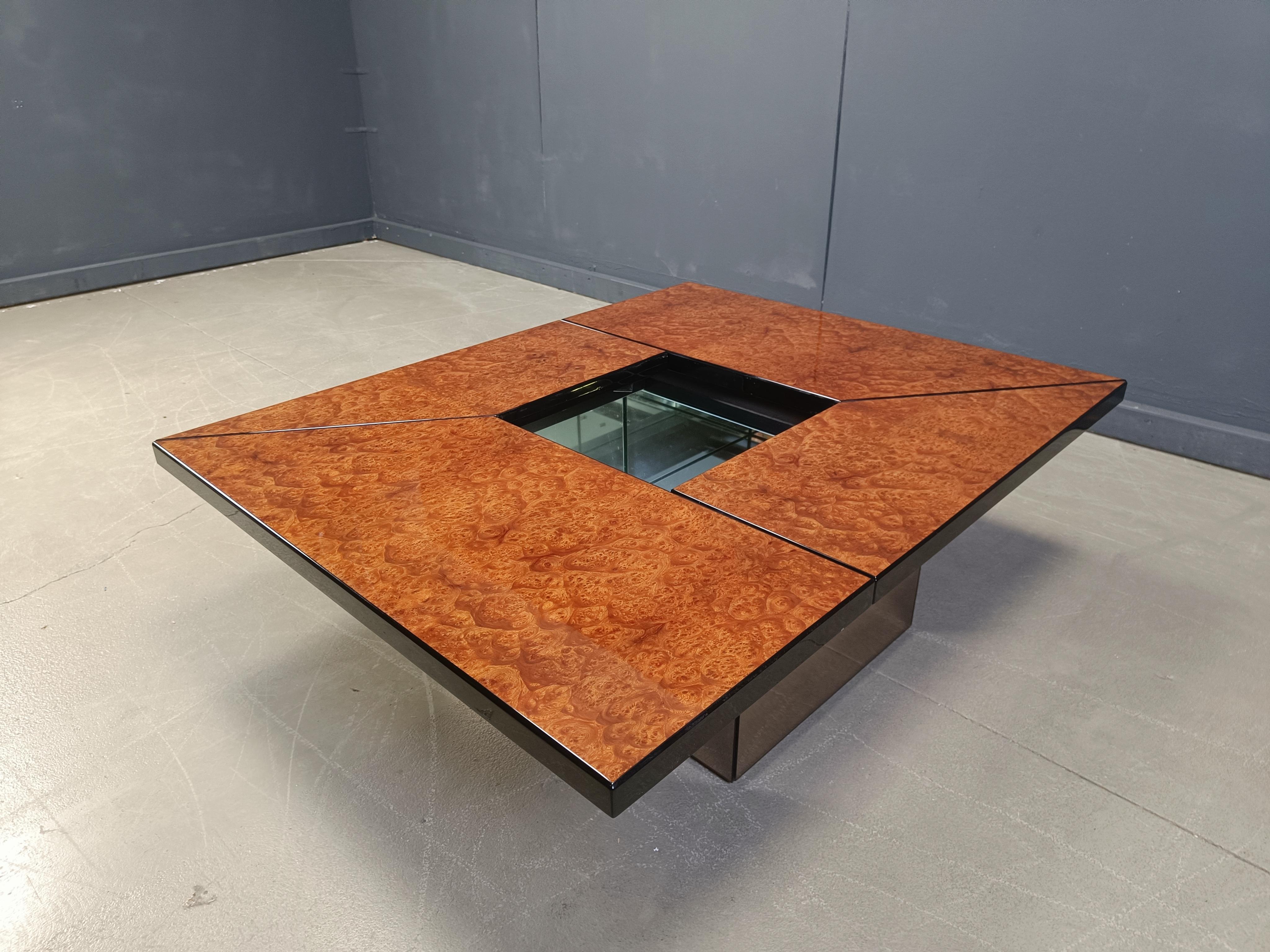 Hollywood Regency Table basse de bar cachée en bois de ronce vintage par Paul Michel, 1970 en vente