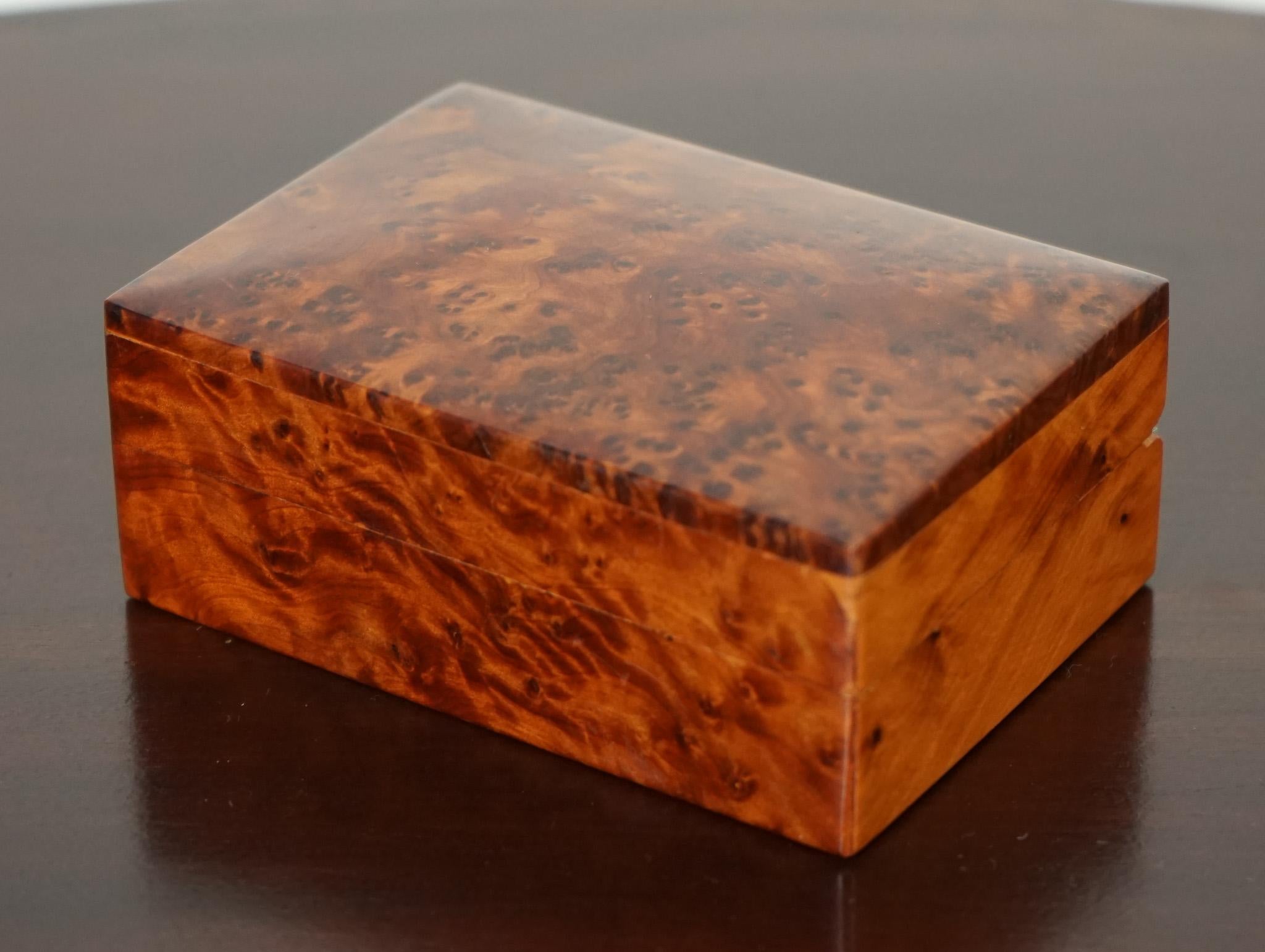 British ViNTAGE BURL WOOD SMALL BOX FOR CARDS JEWELLERY For Sale