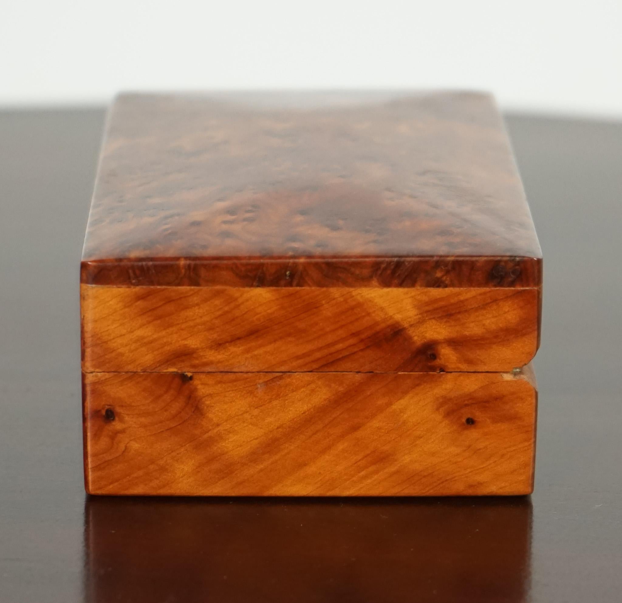 ViNTAGE BURL WOOD SMALL BOX FOR CARDS JEWELLERY In Good Condition For Sale In Pulborough, GB