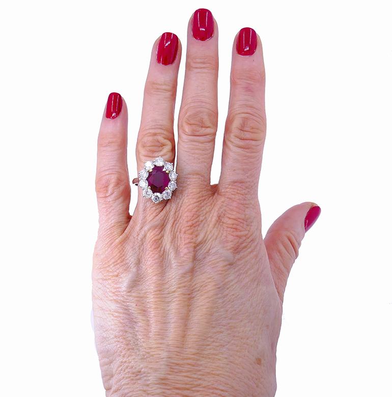 Vintage Burma Ruby Diamond Gold Cluster Ring AGL Estate Jewelry For Sale 4