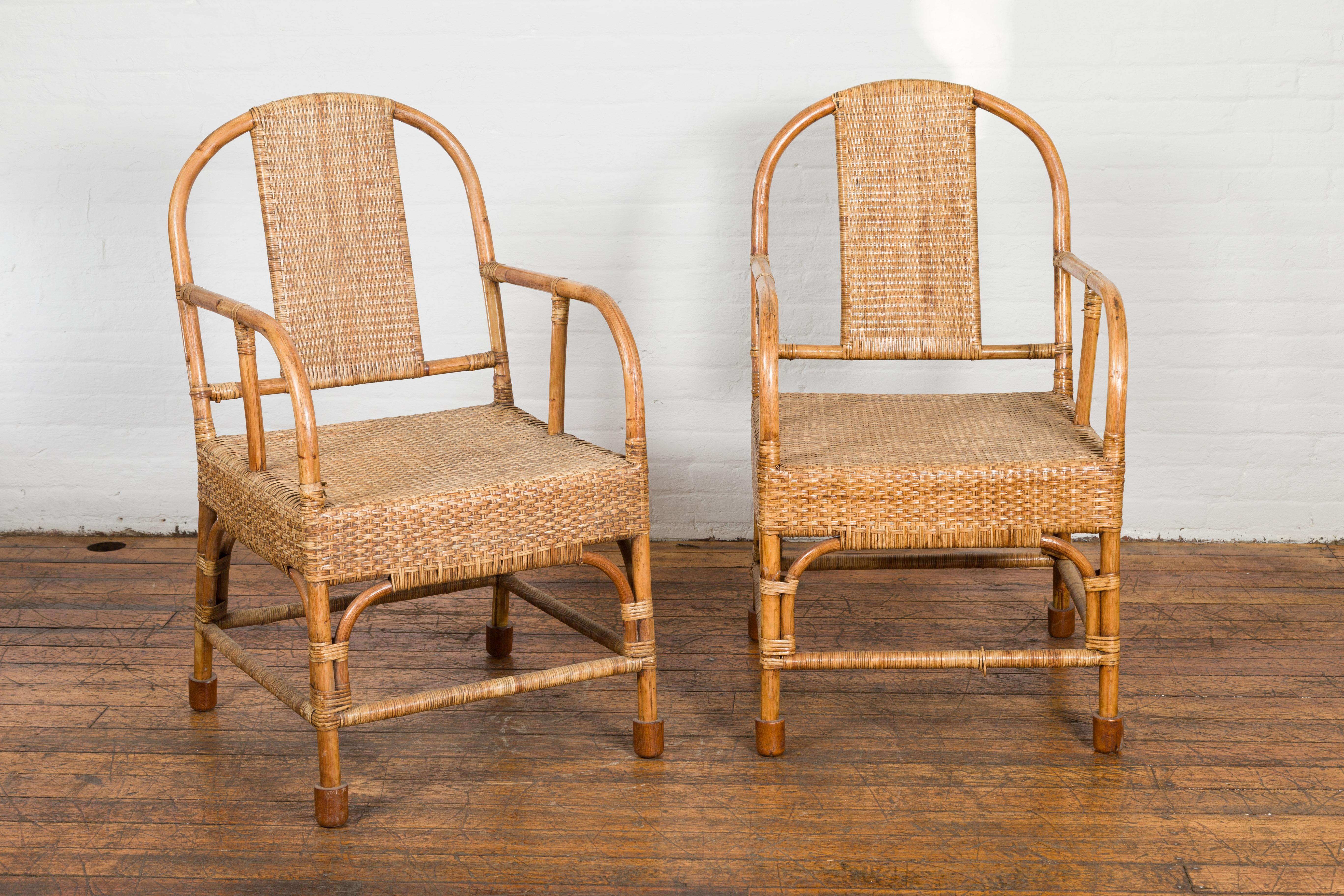 Vintage Country Style Hand-Woven Rattan Armchair with Rounded Back For Sale 11