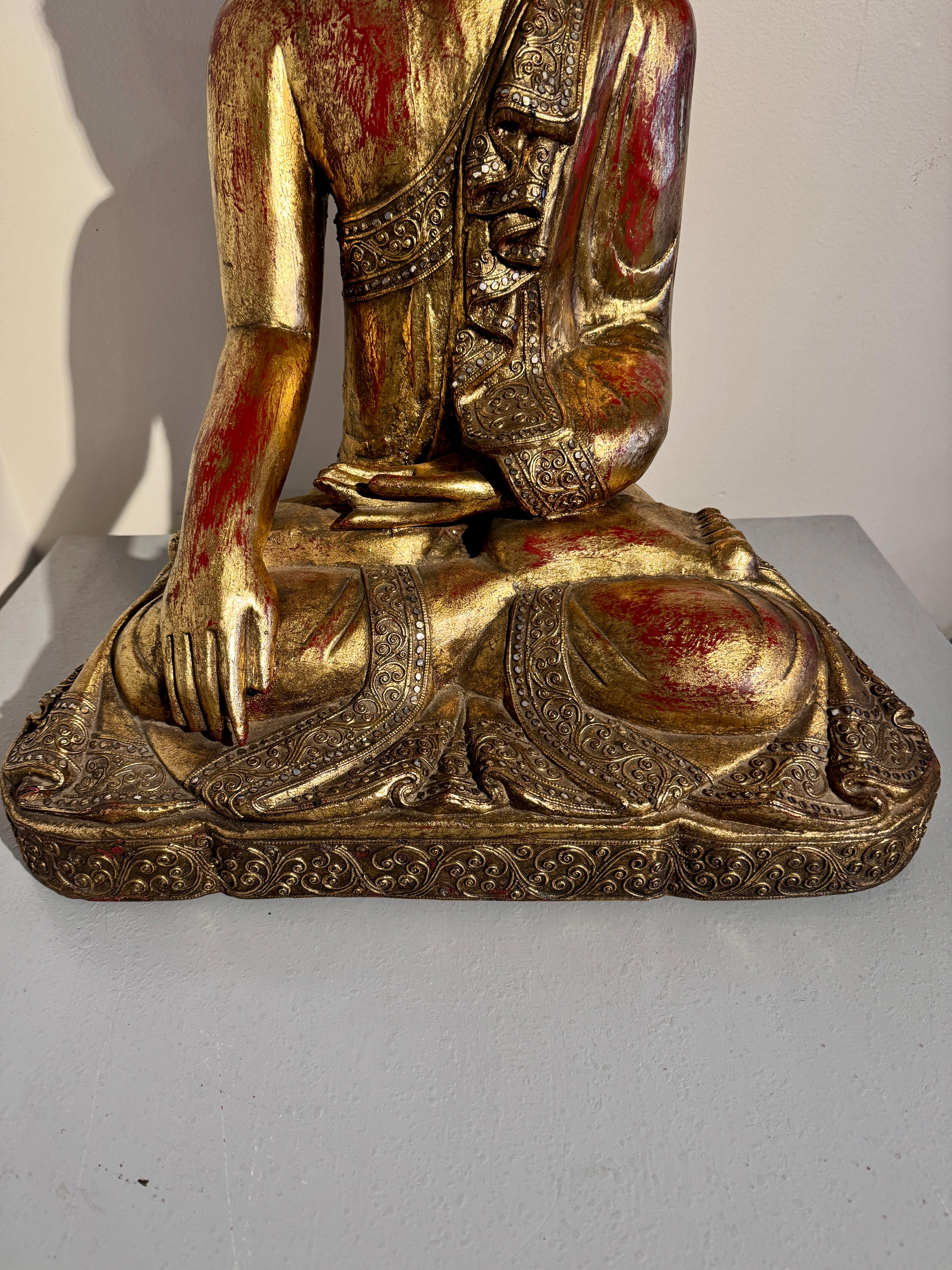 Vintage Burmese Seated Buddha, Carve and Gilt Wood,  1970's, Burma For Sale 4