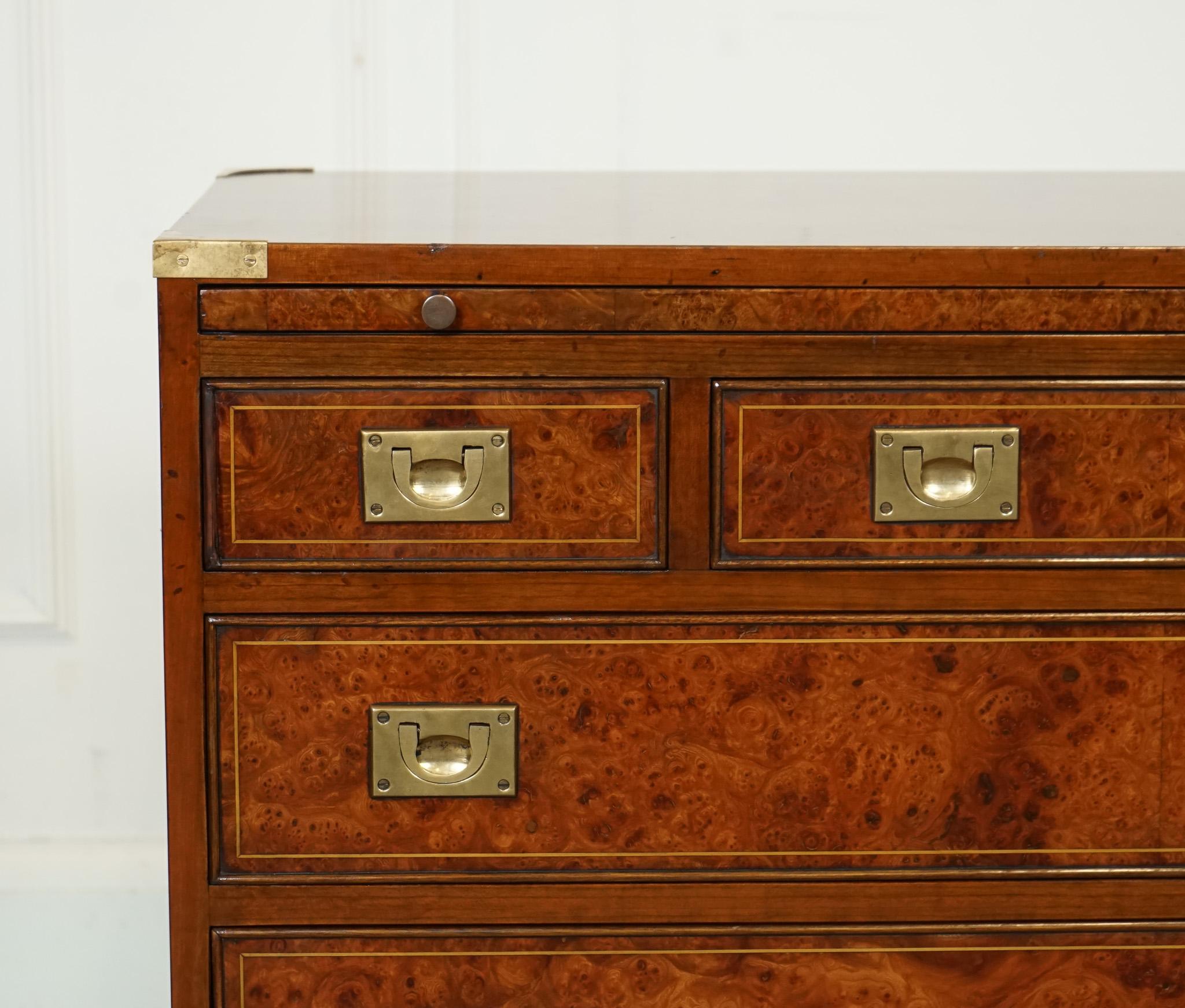 VINTAGE BURR ELM MILITARY CAMPAIGN CHEST OF DRAWERS WiTH PULL OUT BUTLER TRAY In Good Condition In Pulborough, GB