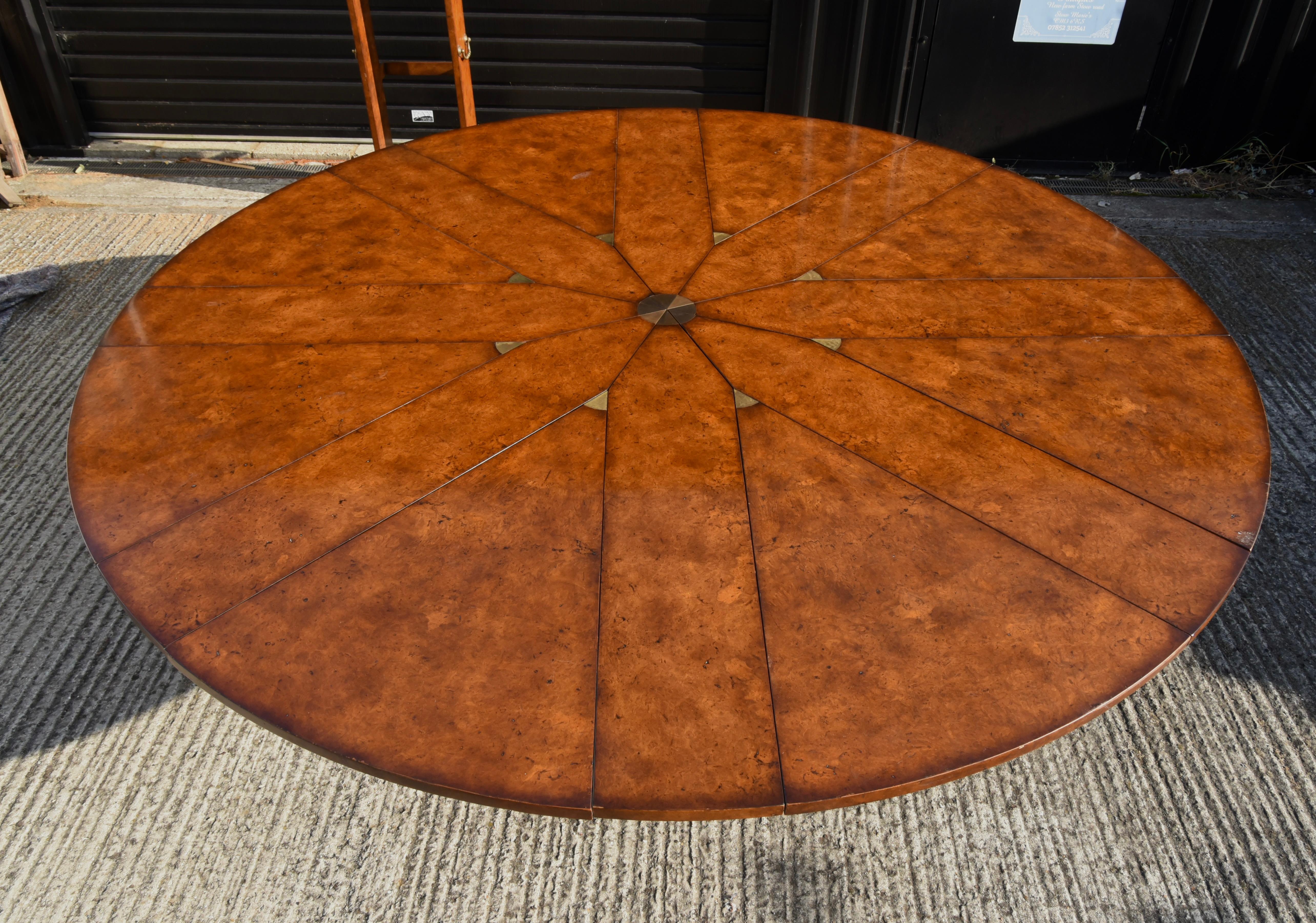 Regency Vintage burr oak curcular extending Jupe dining table 