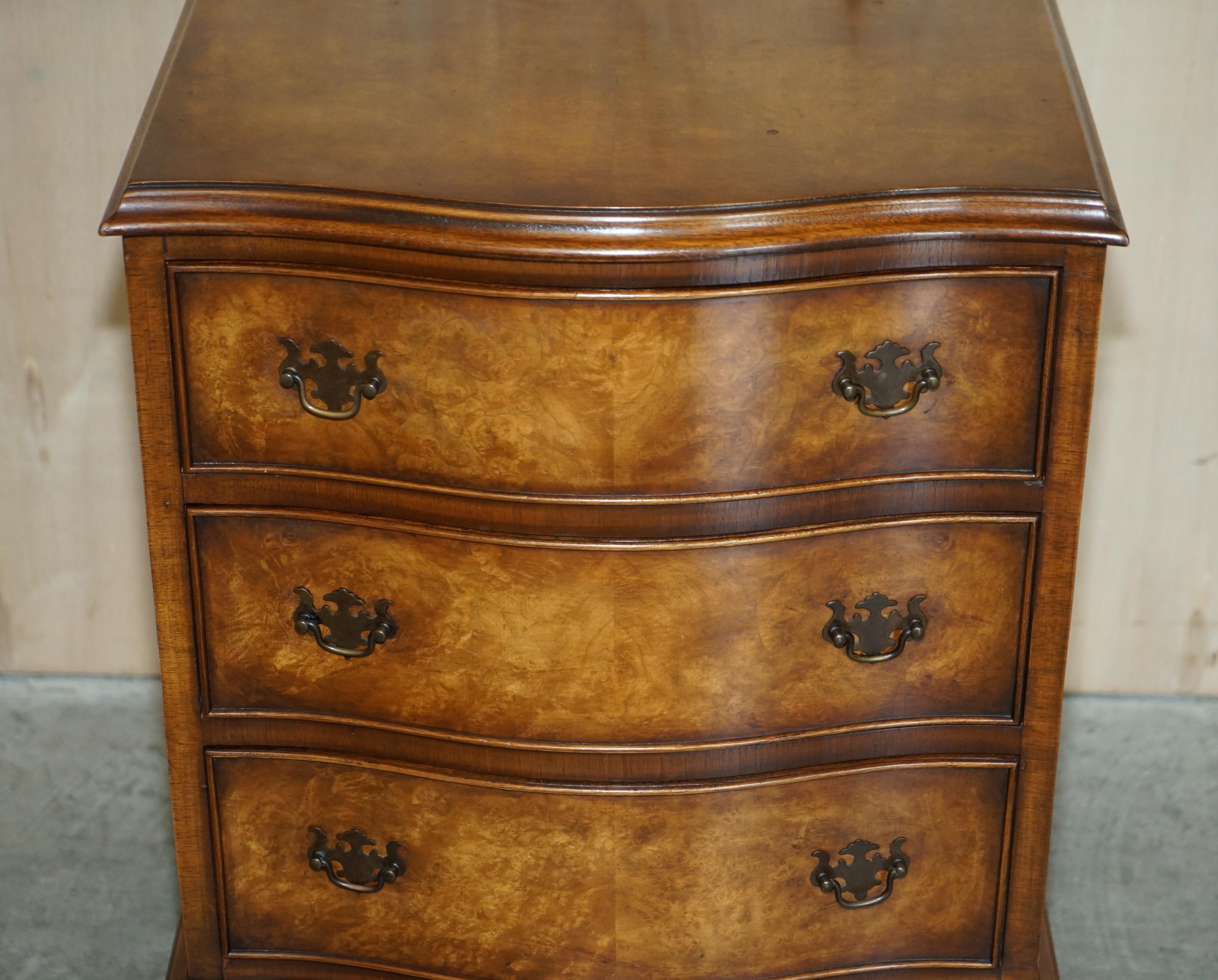 English Vintage Burr Walnut Bevan Funnell Serpentine Fronted Side Table Chest of Drawers For Sale