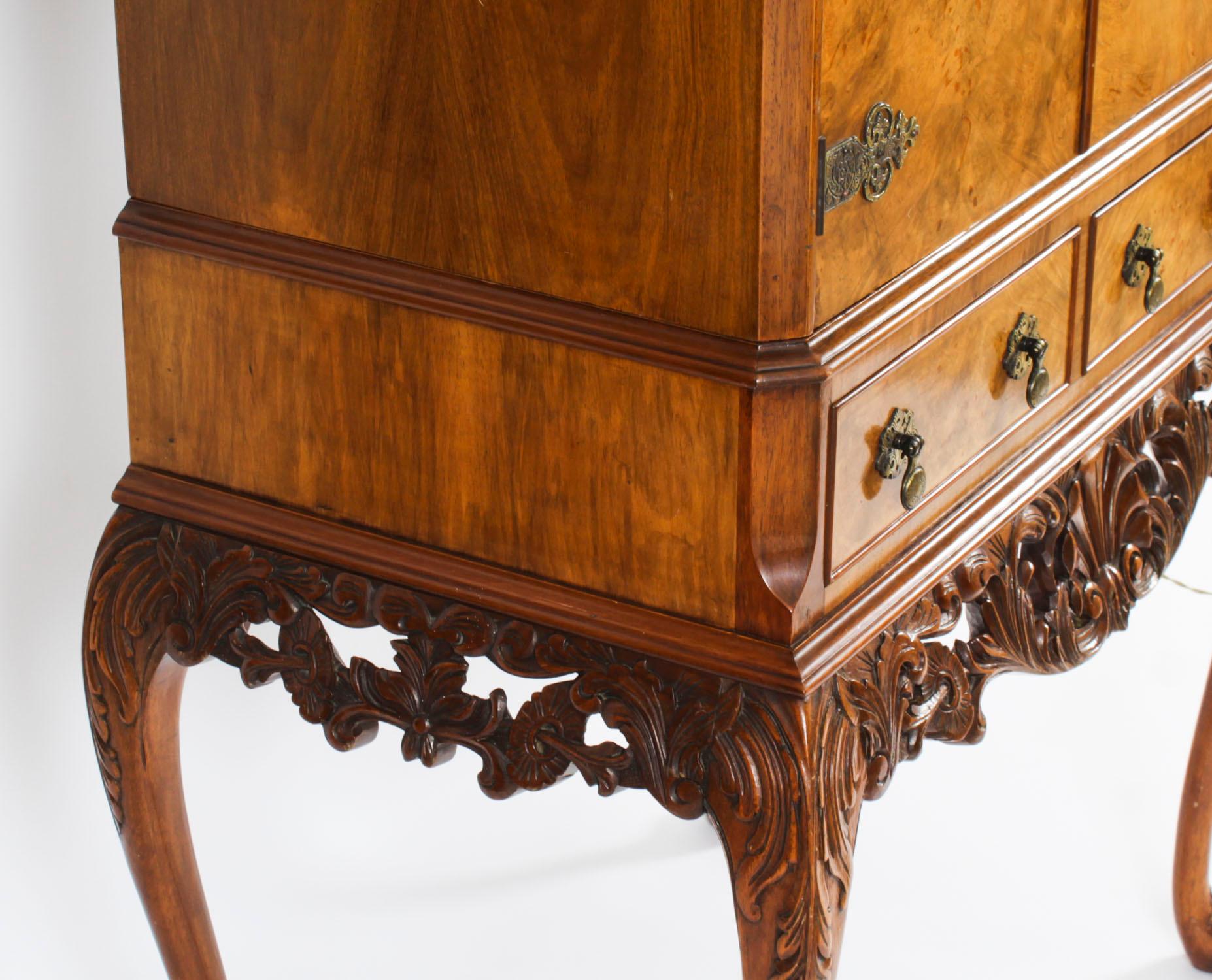 Vintage Burr Walnut Cocktail Cabinet Bebidas Bar Seco y Cristalería Siglo XX en venta 11
