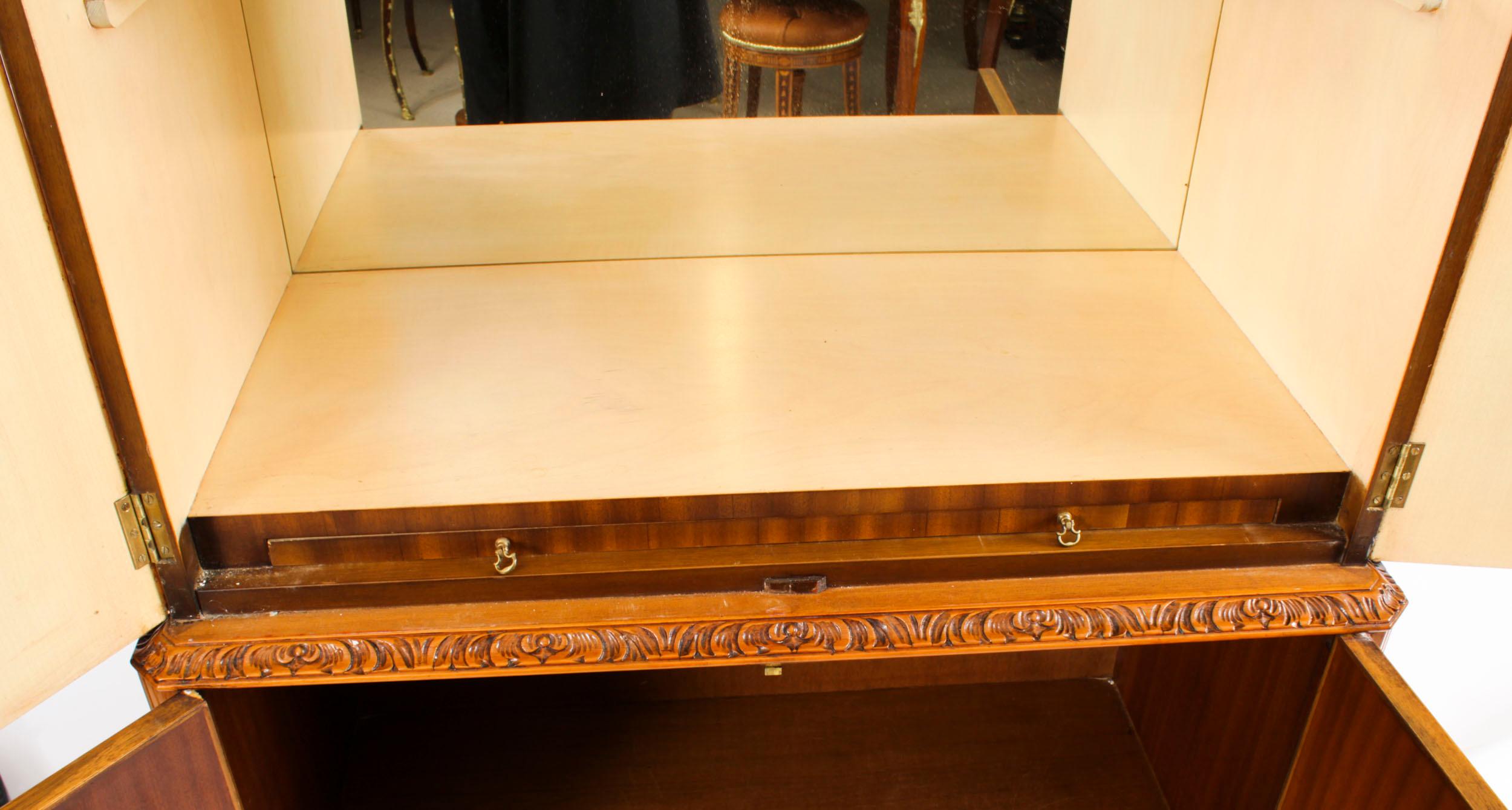 Vintage Burr Walnut Cocktail Cabinet Drinks Dry Bar, Mid-20th Century 12