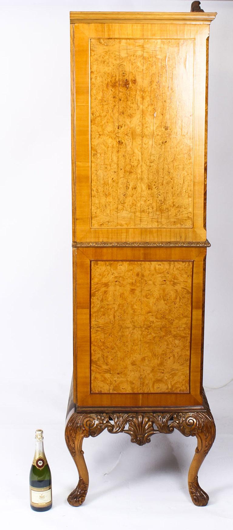 Vintage Burr Walnut Cocktail Drinks Dry Bar Cabinet, Mid-20th Century 14