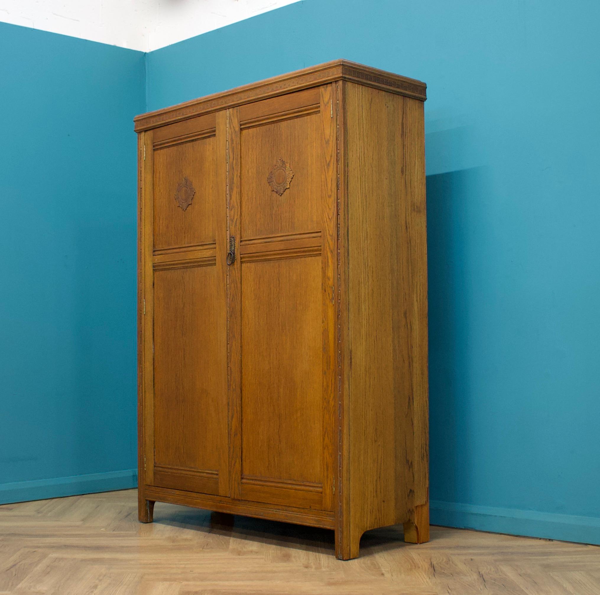 Veneer Vintage Burr Walnut Compactum Wardrobe from Harris Lebus, 1930s