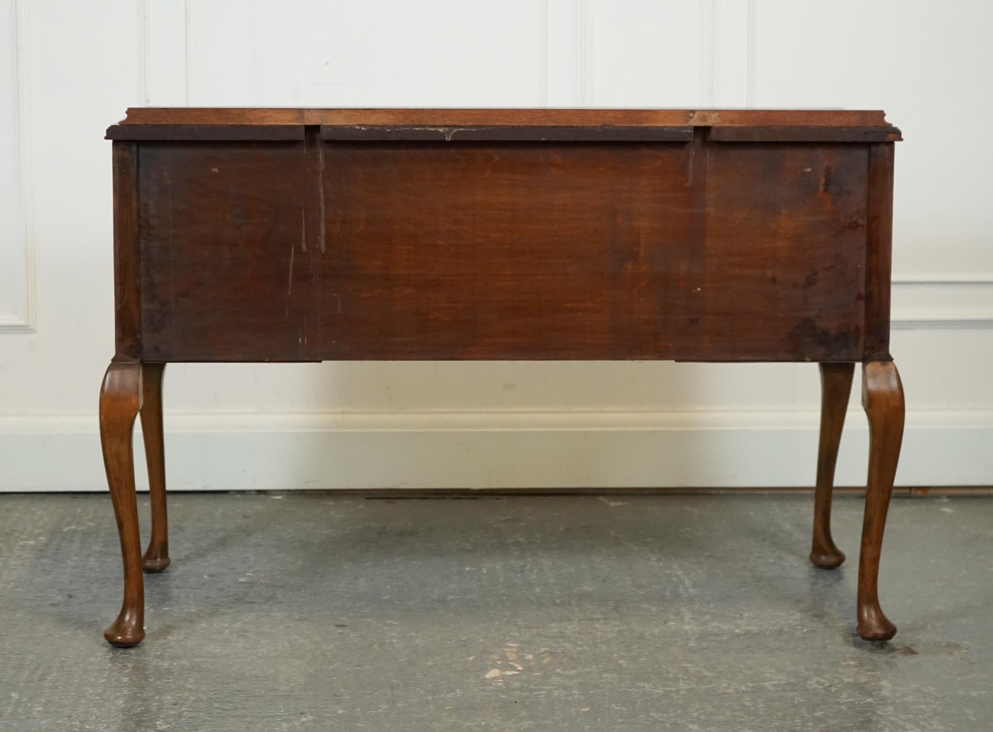 VINTAGE BURR WALNUT DRESSING TABLE DESK RAiSED ON QUEEN ANNE LEGS J1 For Sale 4