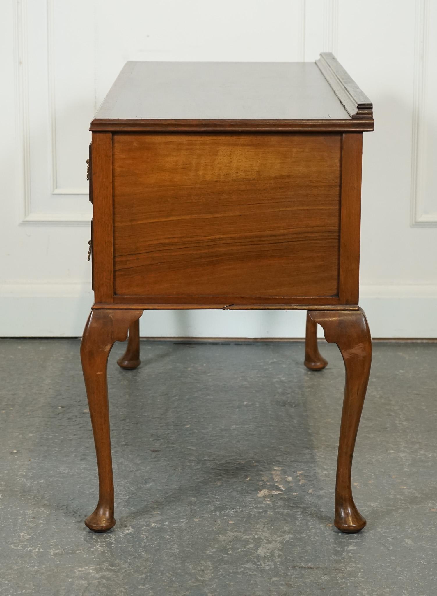 VINTAGE BURR WALNUT DRESSING TABLE DESK RAiSED ON QUEEN ANNE LEGS J1 For Sale 5