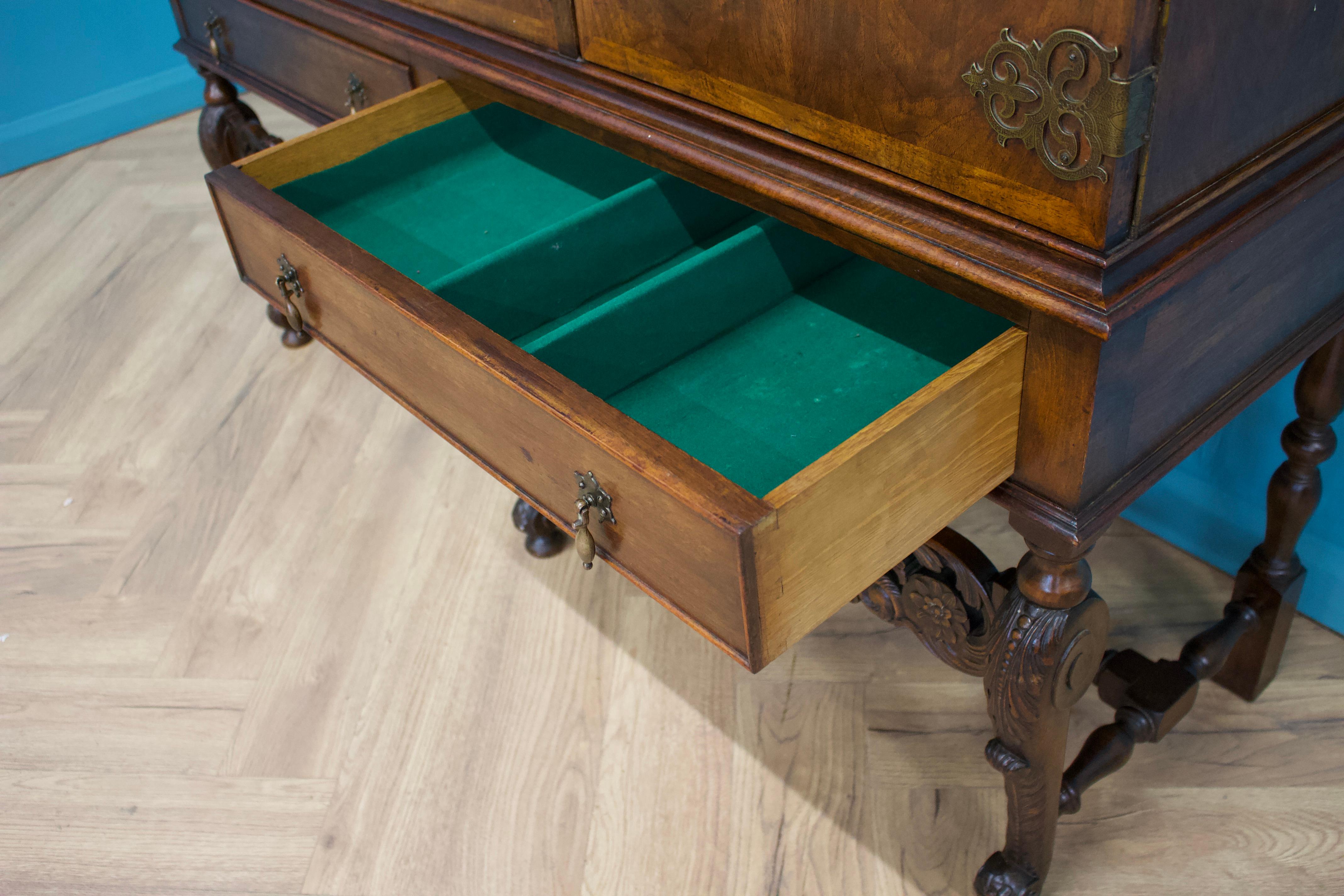 Vintage Burr Walnut Drinks Cabinet, 1920s 1