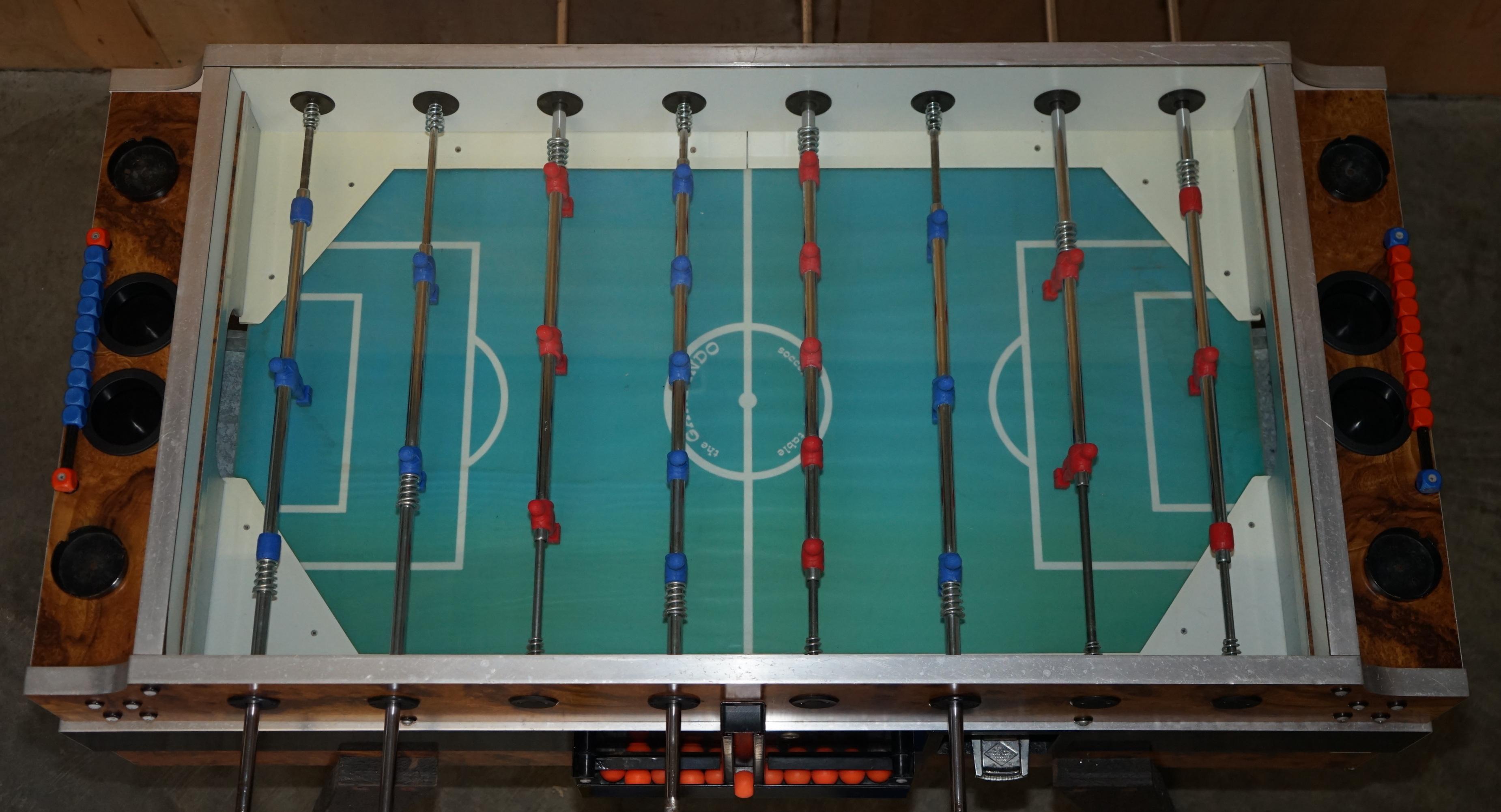ViNTAGE BURR WALNUT GARLANDO CHAMPION F2 FOOTBALL / FOOSBALL TABLE LOVELY ORDER For Sale 6