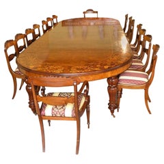 Mesa de comedor vintage de marquetería de nogal y 18 sillas