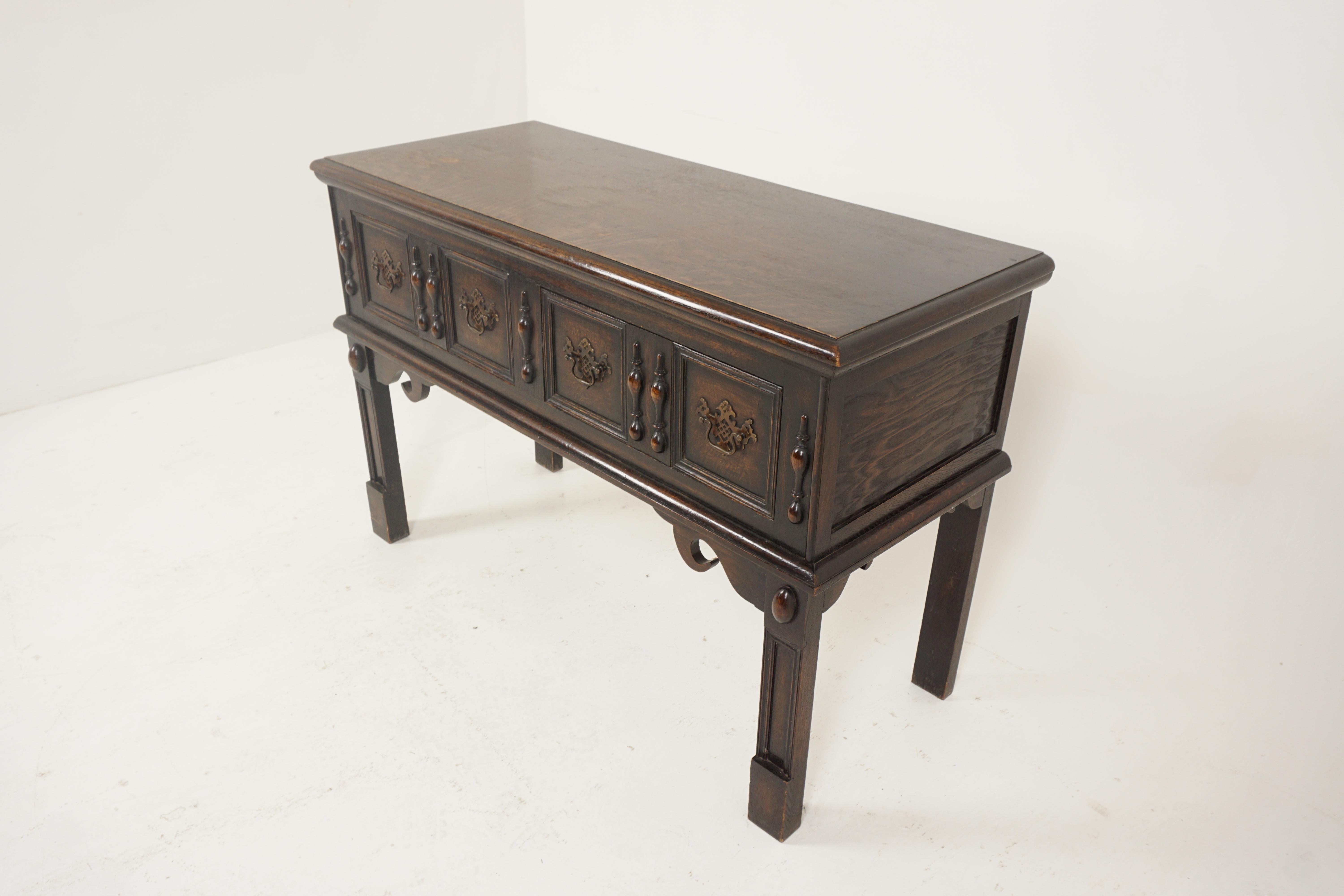 Antique oak serving table, sideboard, hall table dresser base, Scotland 1910, H240

Scotland 1910
Solid oak
Original finish
Rectangular top with moulded edge
Pair of paneled dovetailed drawers with applied mouldings to the front
All standing on tall