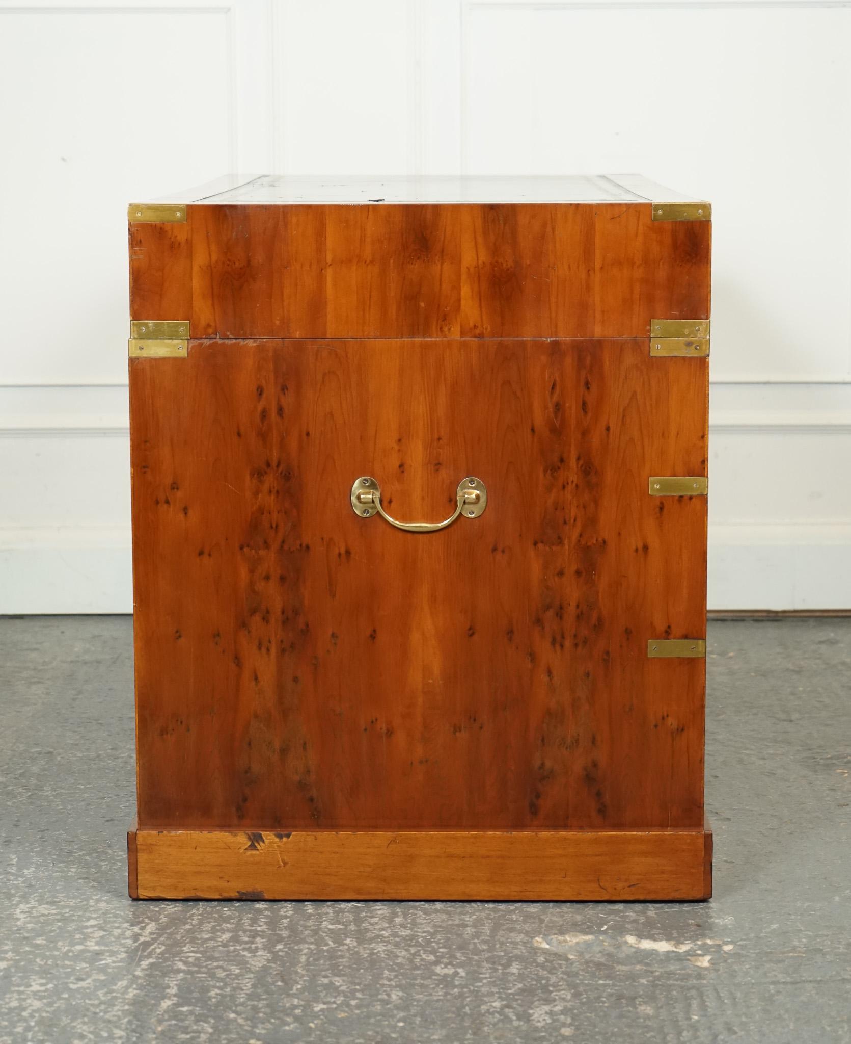 VINTAGE BURR YEW CAMPAIGN MILITARY GREEN LEATHER TWiN PEDESTAL DESK BRASS For Sale 2