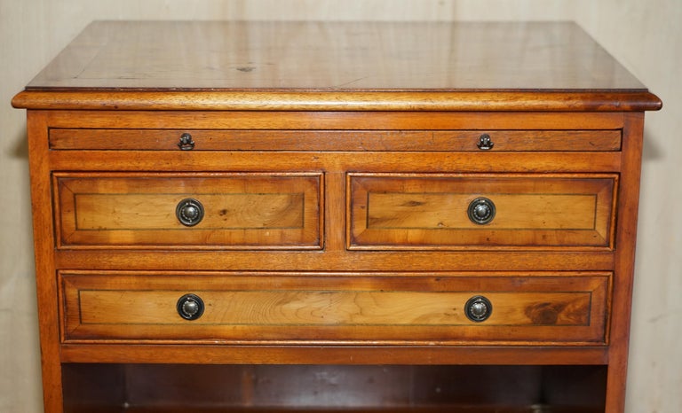 English Vintage Burr Yew Wood Bedside / Side End Table Drawers with Butlers Serving Tray For Sale