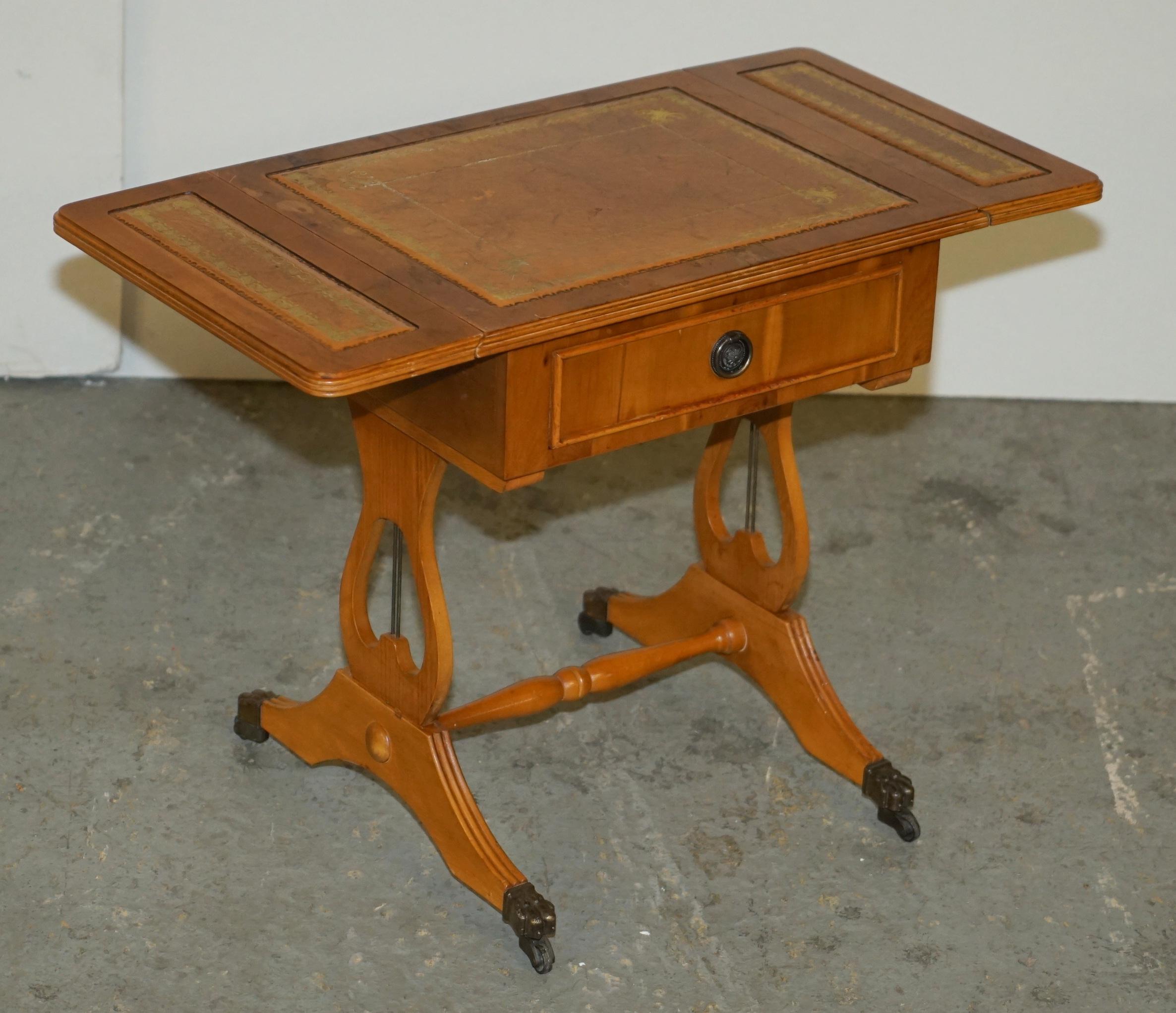 Table d'appoint ViNTAGE BURR YEW WOOD BROWN LEATHER GOLD LEAF ÉMBOSÉ EXTENsible en vente 6