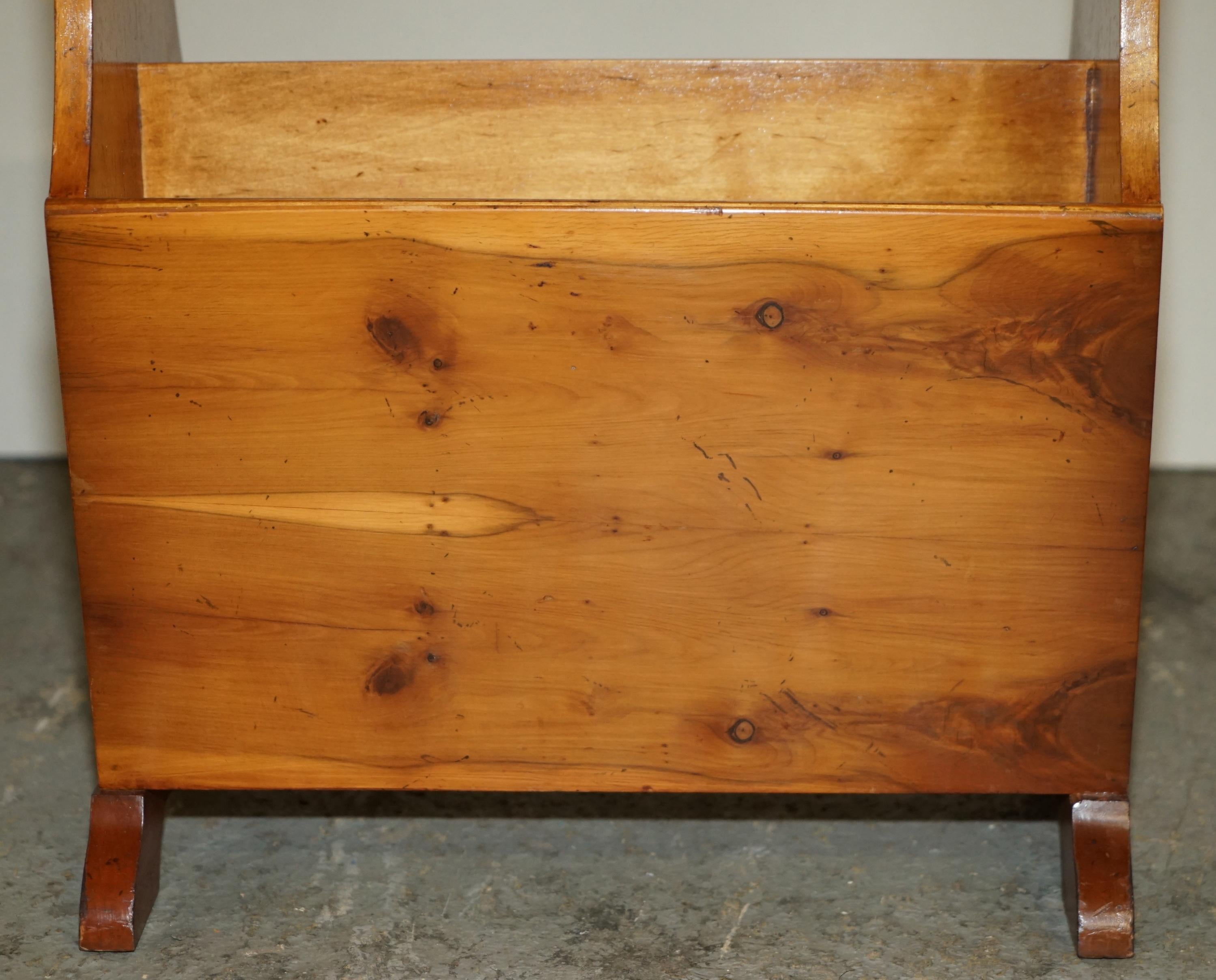 20th Century VINTAGE BURR YEW WOOD BROWN LEATHER MAGAZINE RACK SiDE END LAMP WINE TABLE For Sale