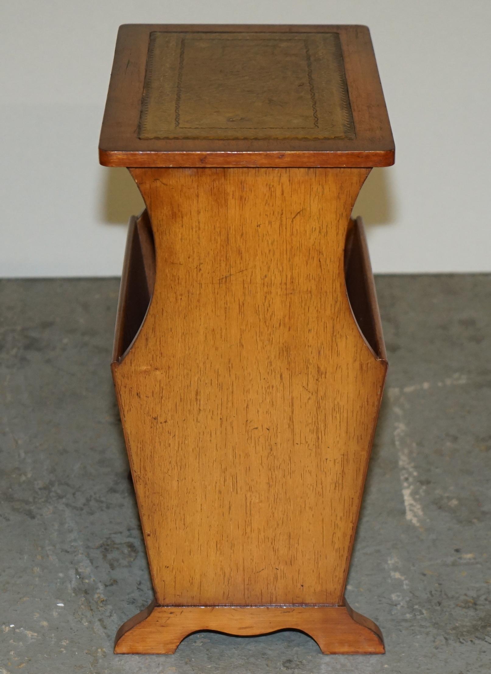 VINTAGE BURR YEW WOOD BROWN LEATHER MAGAZINE RACK SiDE END LAMP WINE TABLE For Sale 1