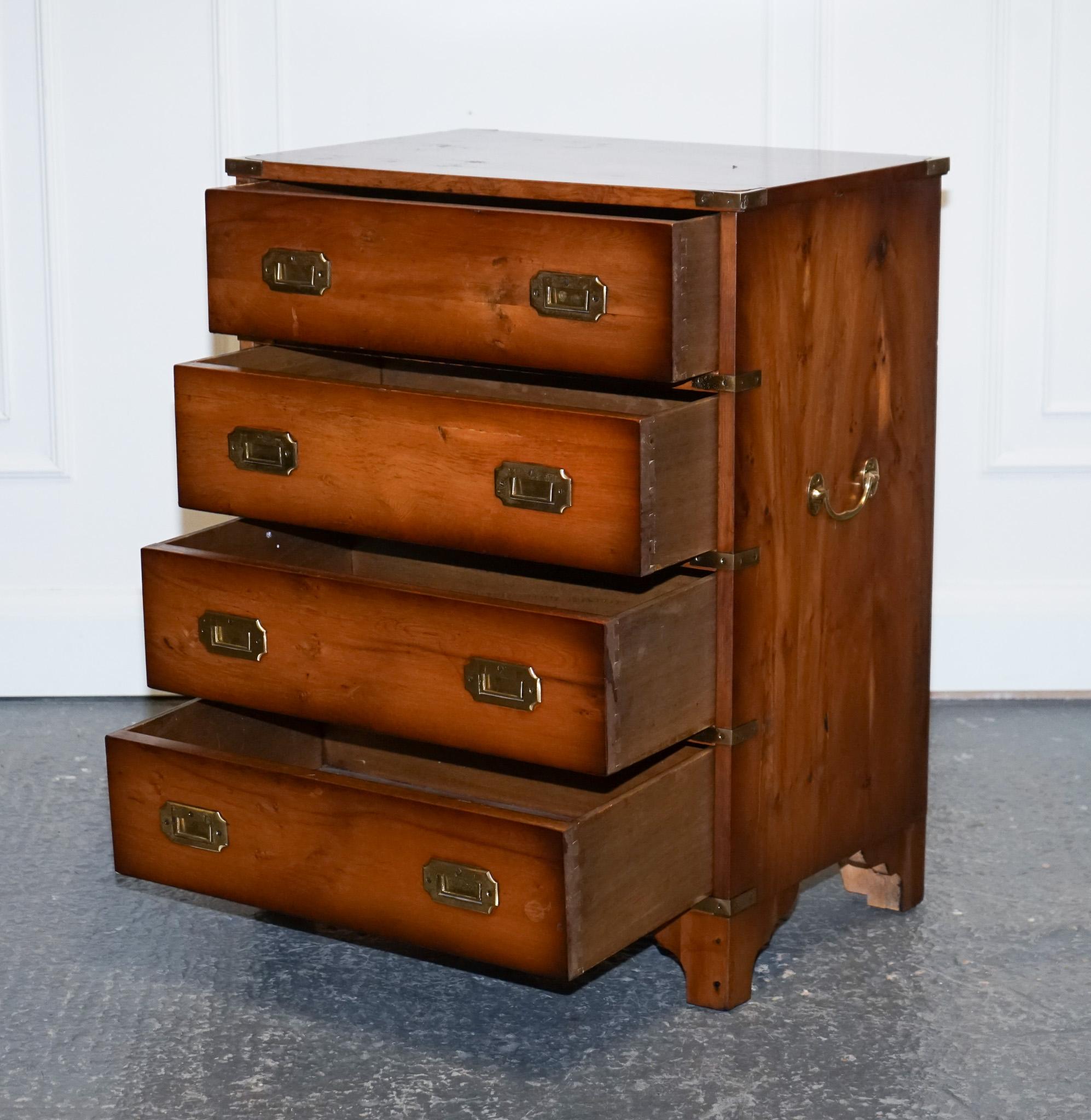 Vintage Burr Yew Wood Chest of Drawers with Brass Handles 8