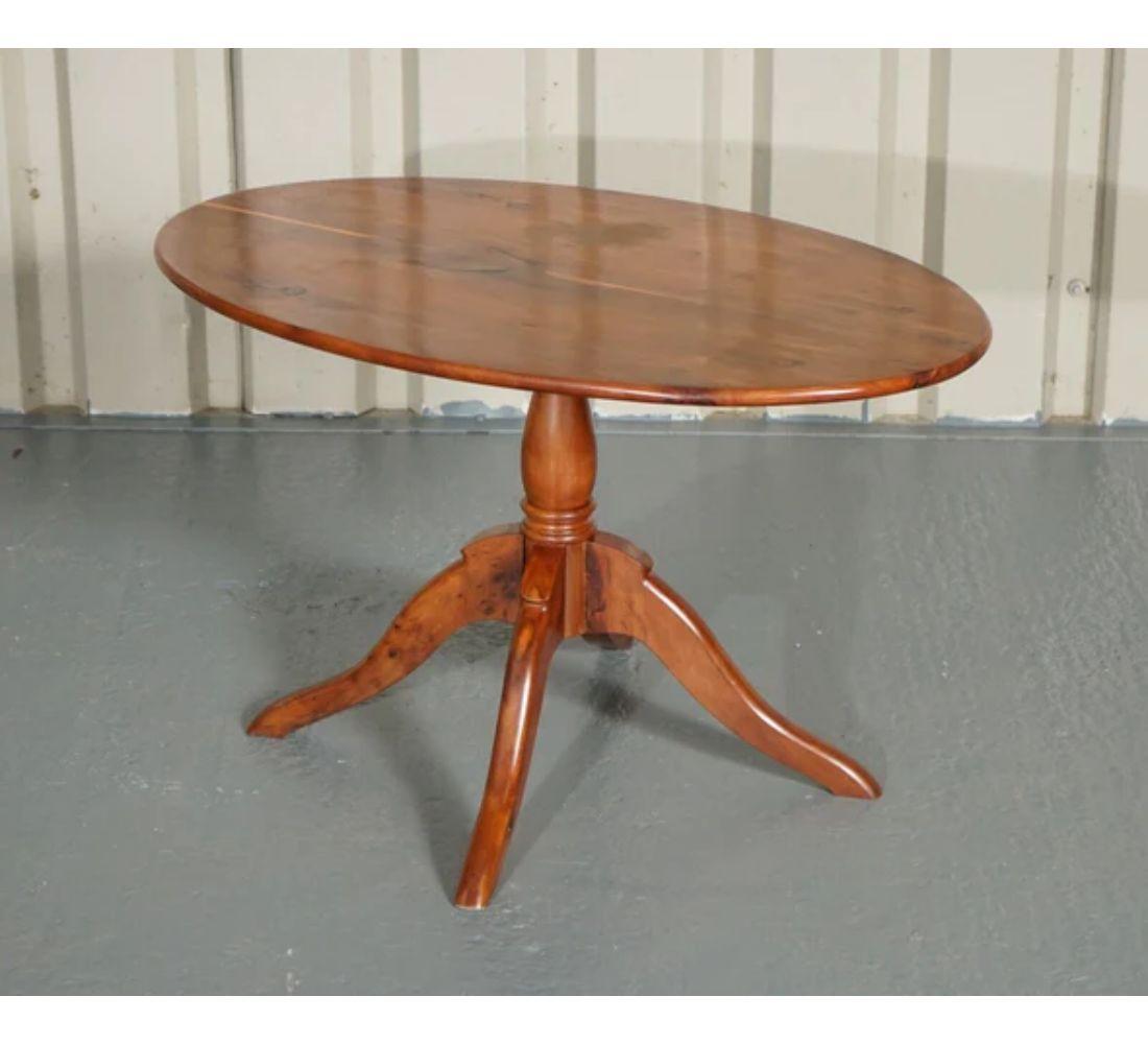 British Vintage Burr Yew Wood Occasional Side Plant End Table For Sale