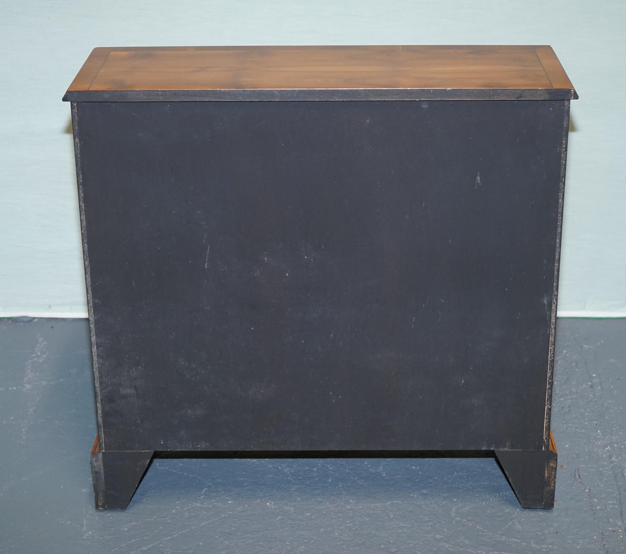 ViNTAGE BURR YEW WOOD OPEN DWARF LIBRARY BOOKCASE WITH TWO DRAWERS For Sale 5