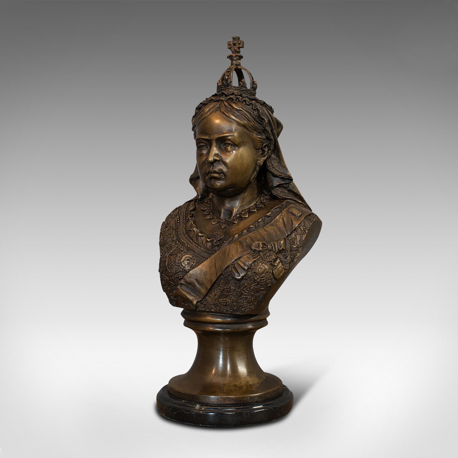 bronze bust queen victoria