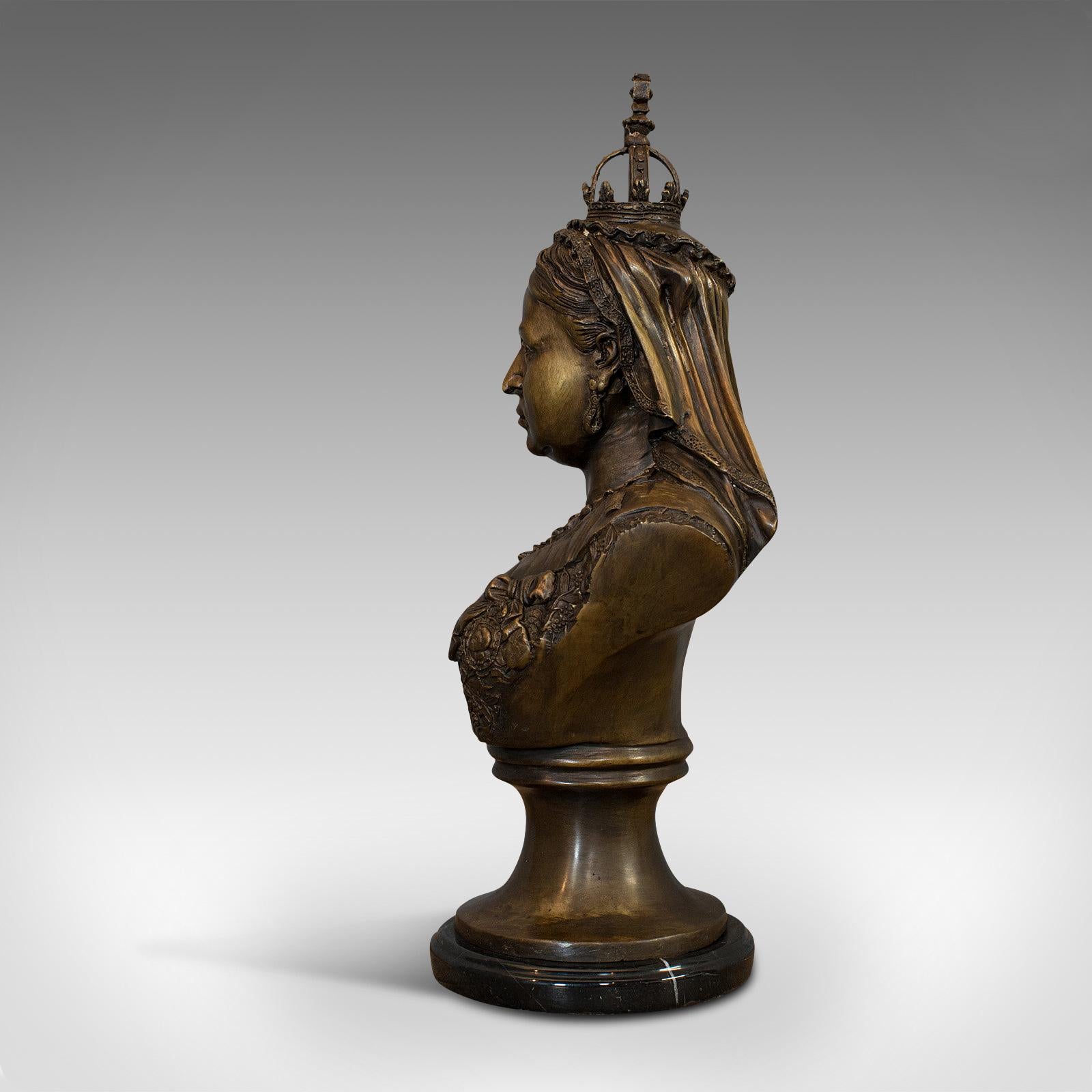 queen victoria bronze bust