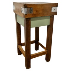 Vintage Butchers Block  This is a Useful neat size