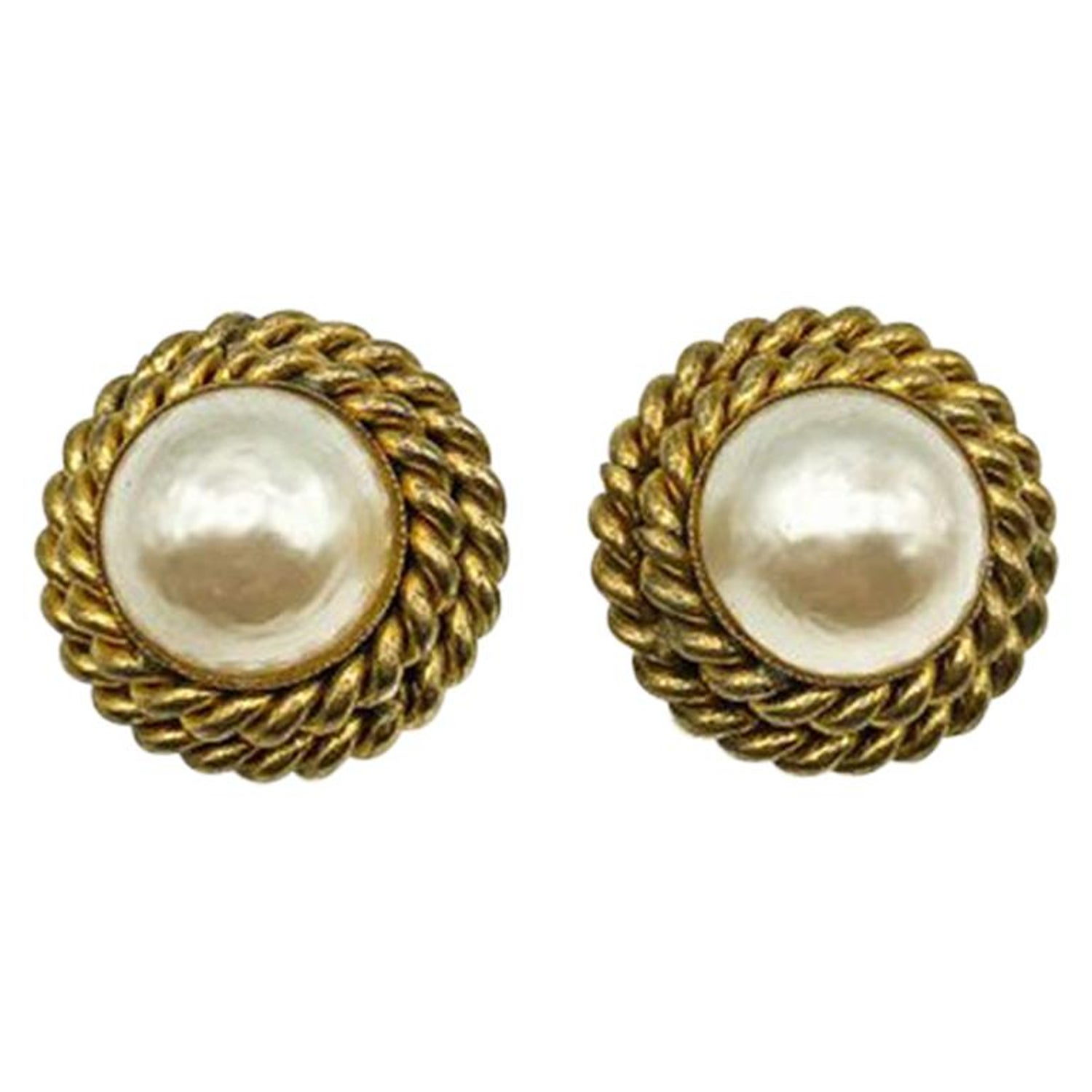 Chanel Twist Pearl Earrings - 9 For Sale on 1stDibs