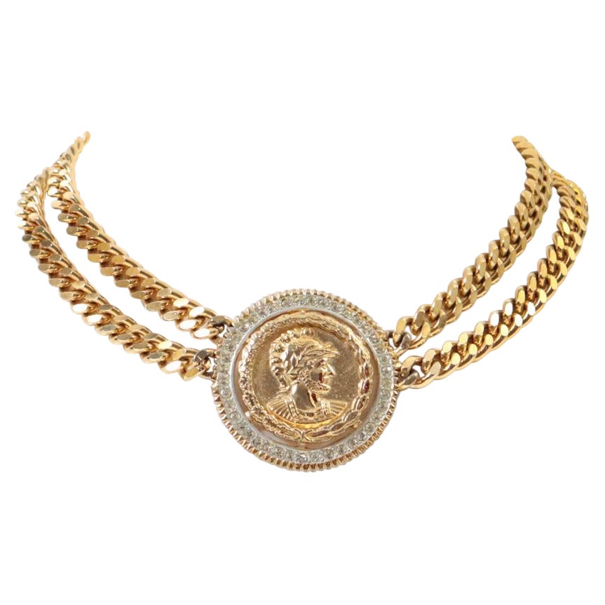 Vintage Butler 
Wilson Collier de pièces de monnaie romaines en or Circa 1990 en vente