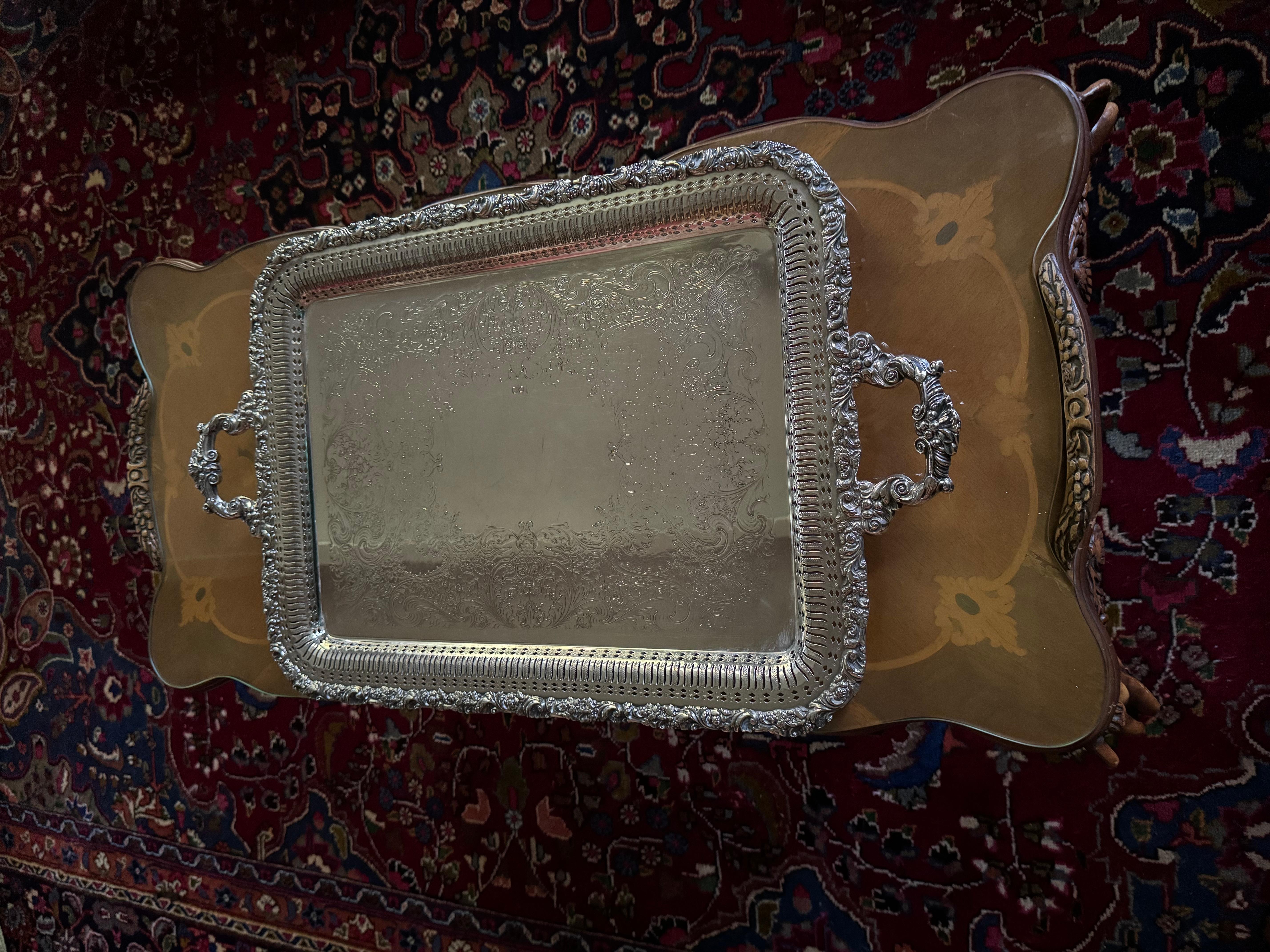 Absolutely Stunning vintage butler tray silver plate by webster Wilcox , international silver 3292 , a statement piece it will add class to any entertainment sitting, silver plate triangular shape with sophisticated design and crafting. It is heavy