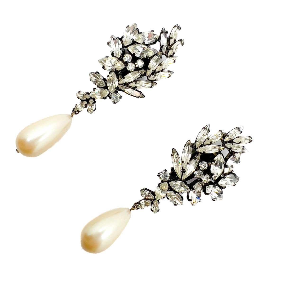 Women's Vintage Butler & Wilson Crystal & Pearl Droplet Earrings 1980s For Sale