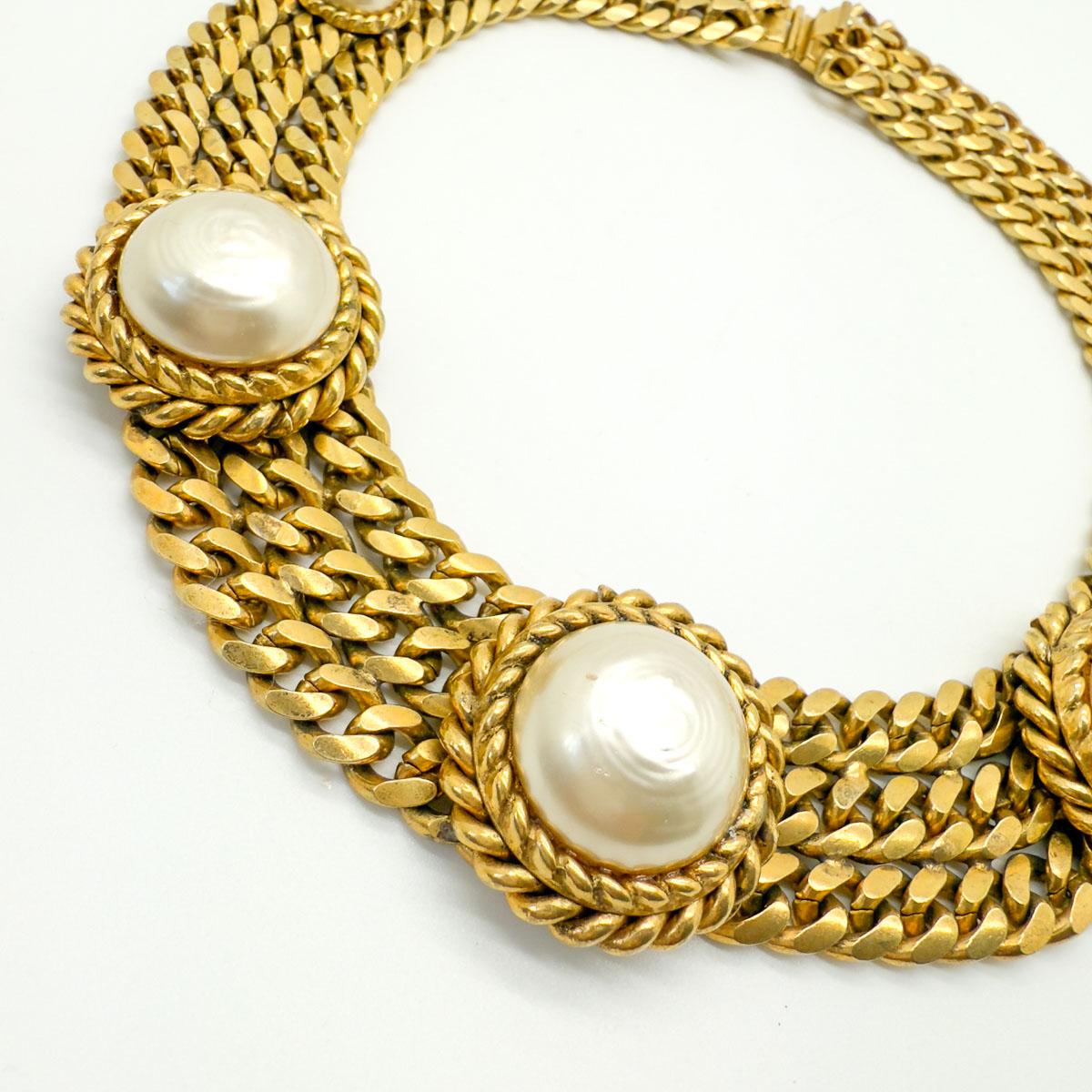 Vintage Butler & Wilson Statement Pearl Chain Collar 1980s In Good Condition For Sale In Wilmslow, GB