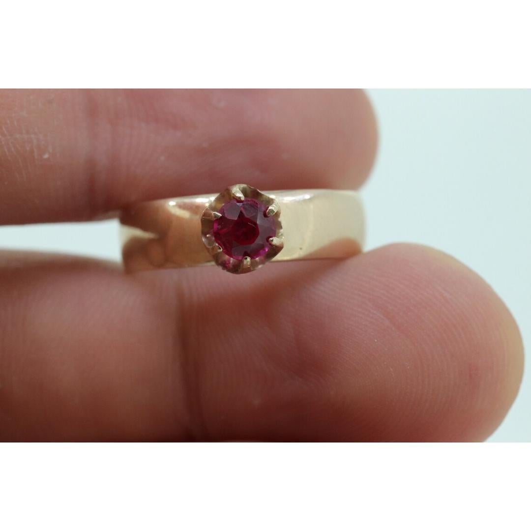 Vintage Buttercup Ruby Ring. 10k gold ring with a solitaire round Ruby. WiDe For Sale 2