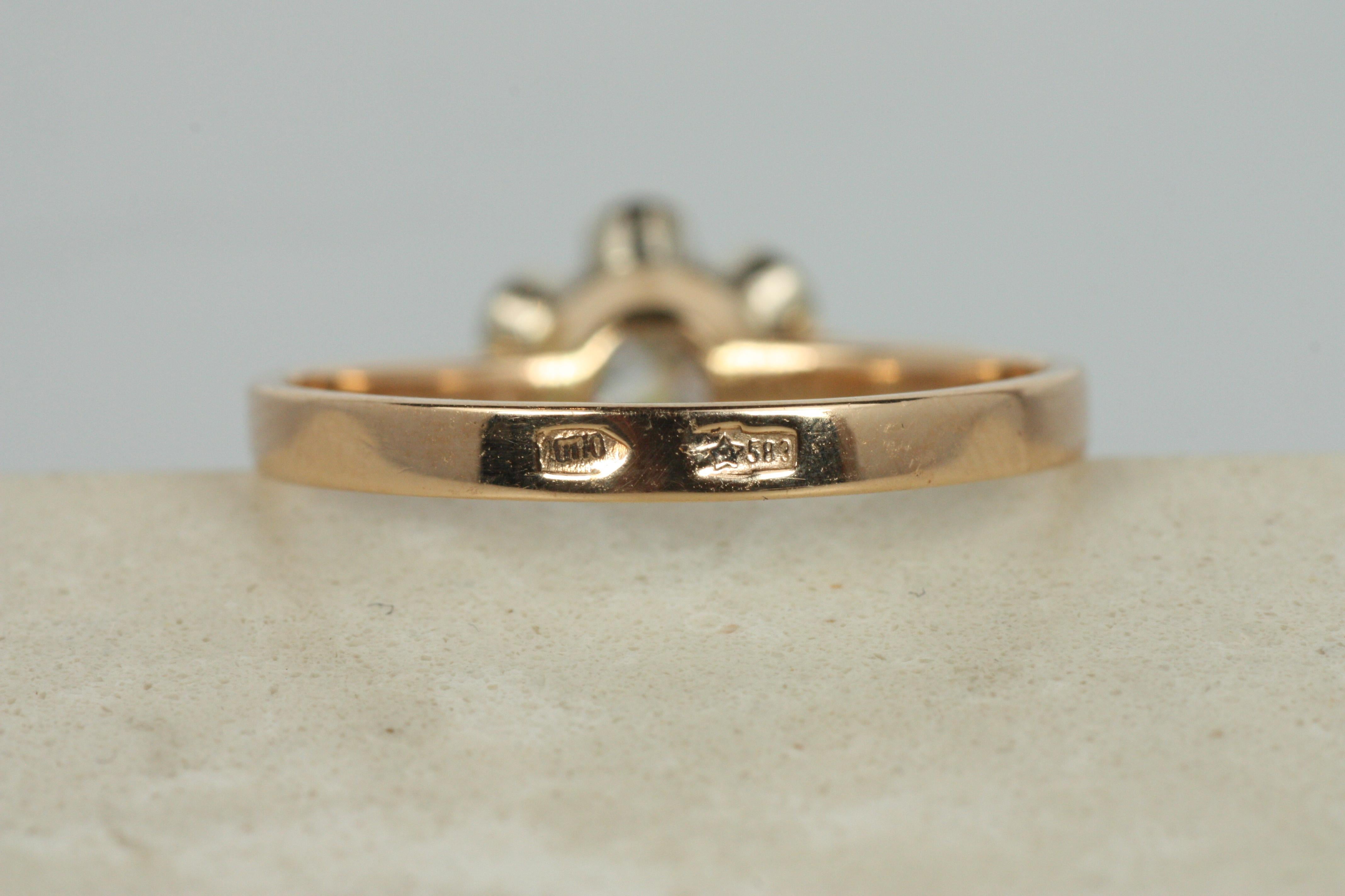 Vintage Buttercup Solitaire Engagement Ring – 0.27ct Old European Cut Diamond in vendita 2