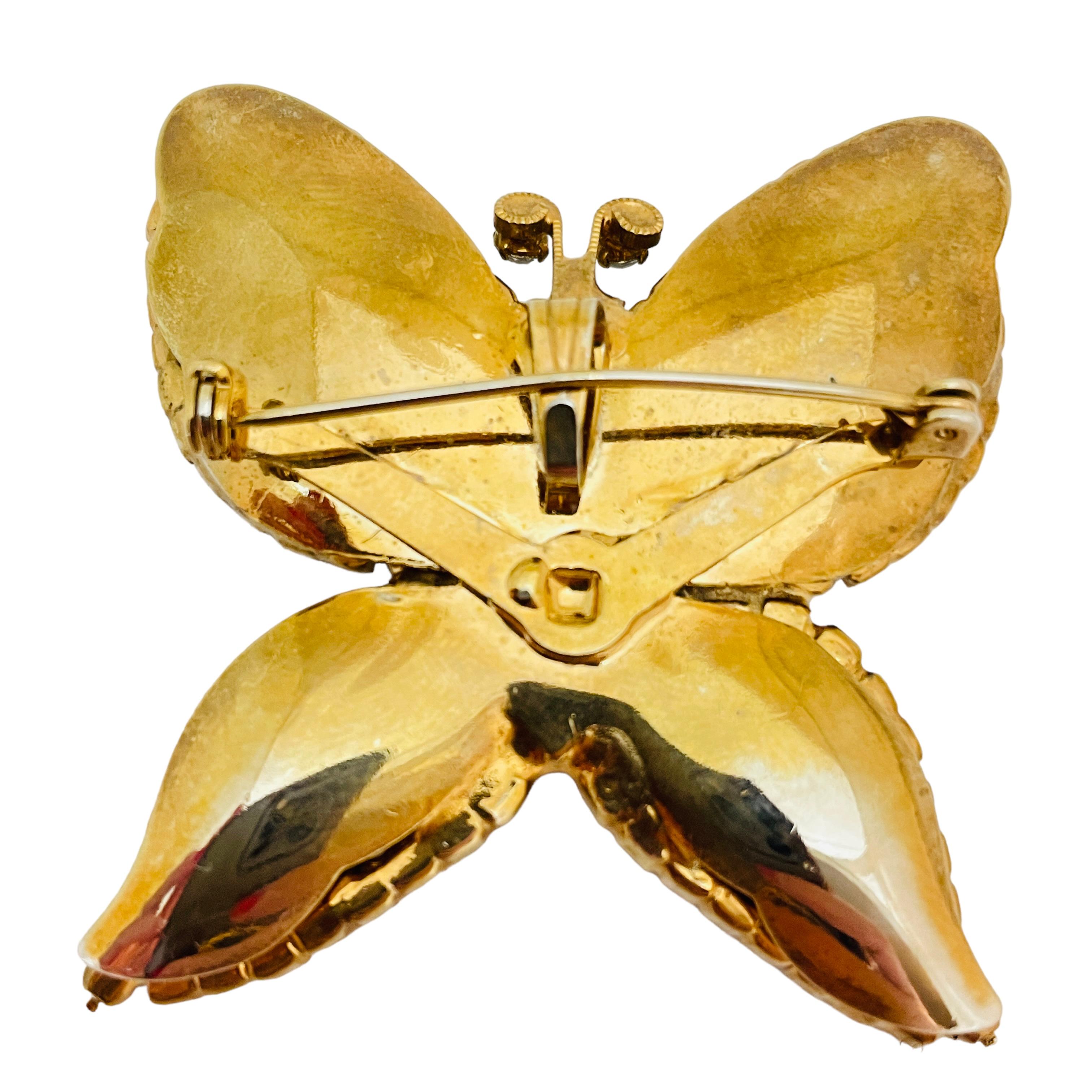 Vintage butterfly gold rhinestone brooch pendant  In Excellent Condition For Sale In Palos Hills, IL