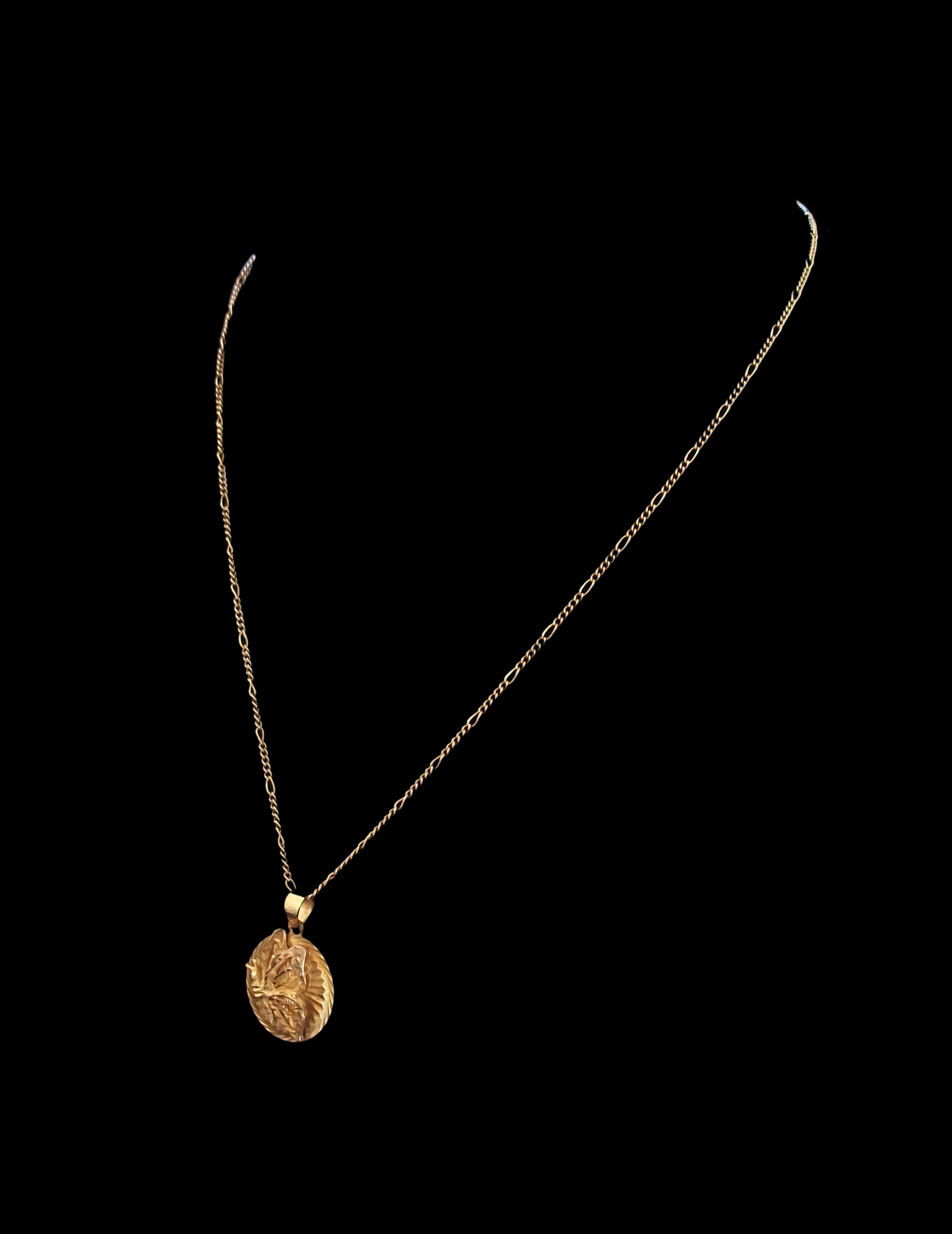 Collier pendentif papillon vintage - or jaune 10K - U.S.A. - Circa 1980's Unisexe en vente