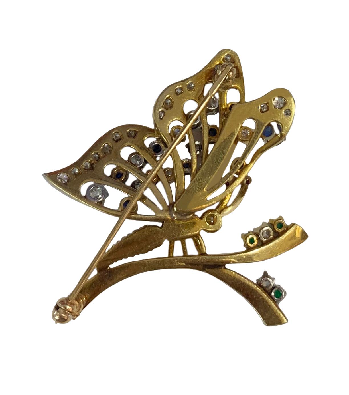 Romantic Vintage Butterfly Yellow Gold Brooch with Diamonds For Sale