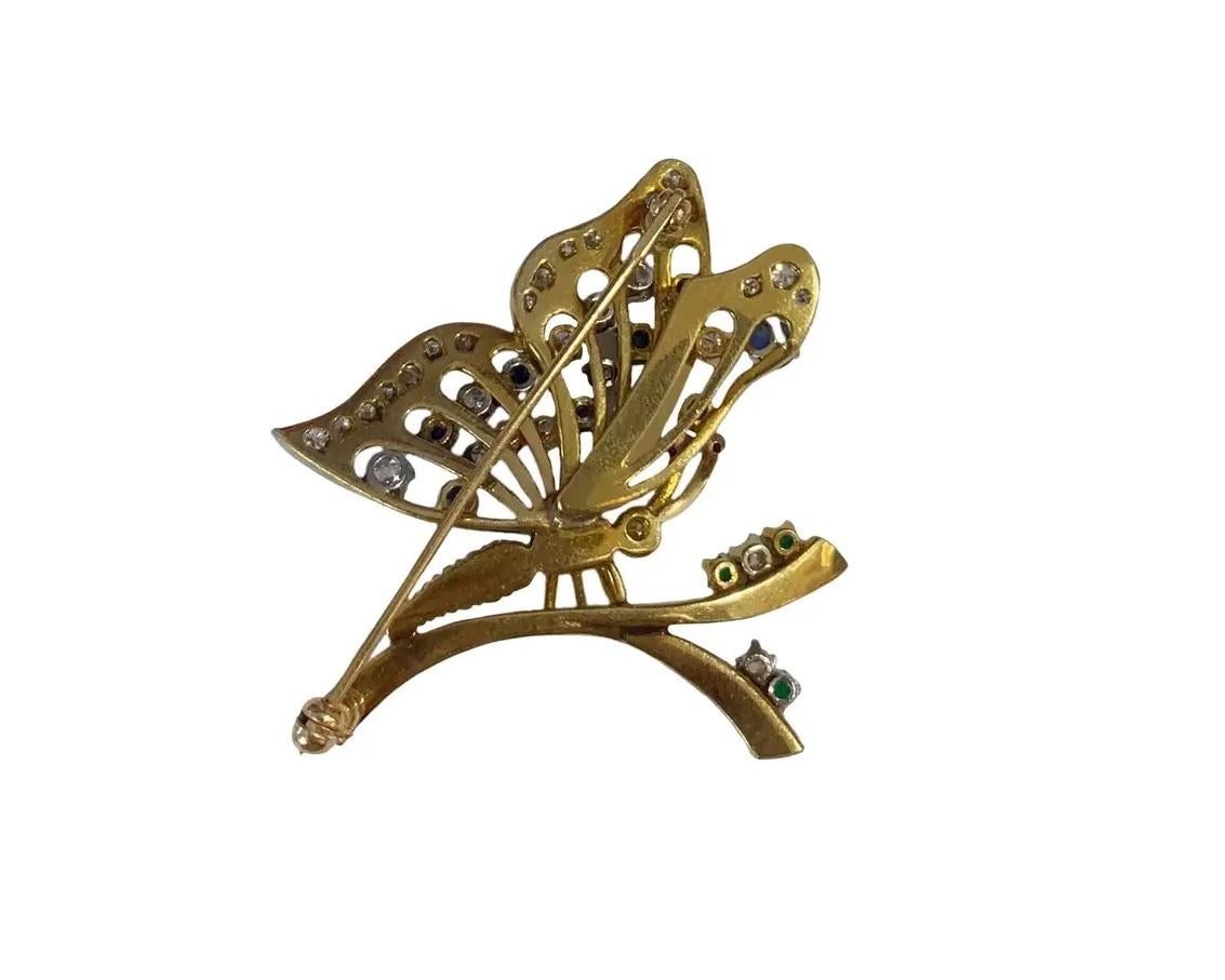 Round Cut Vintage Butterfly Yellow Gold Brooch with Diamonds For Sale