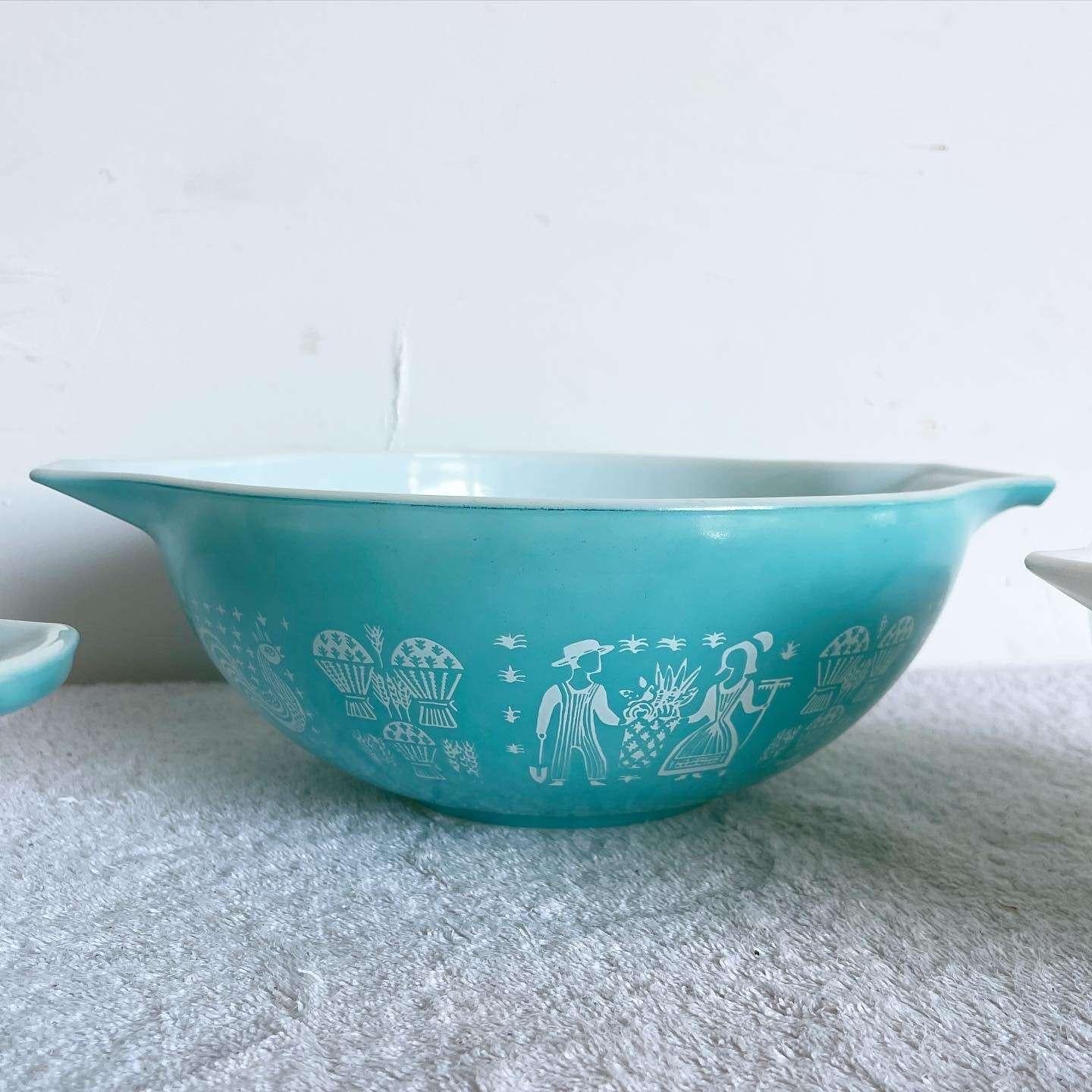 Glass Vintage Butterprint Bowls by Pyrex - Set of 3 For Sale