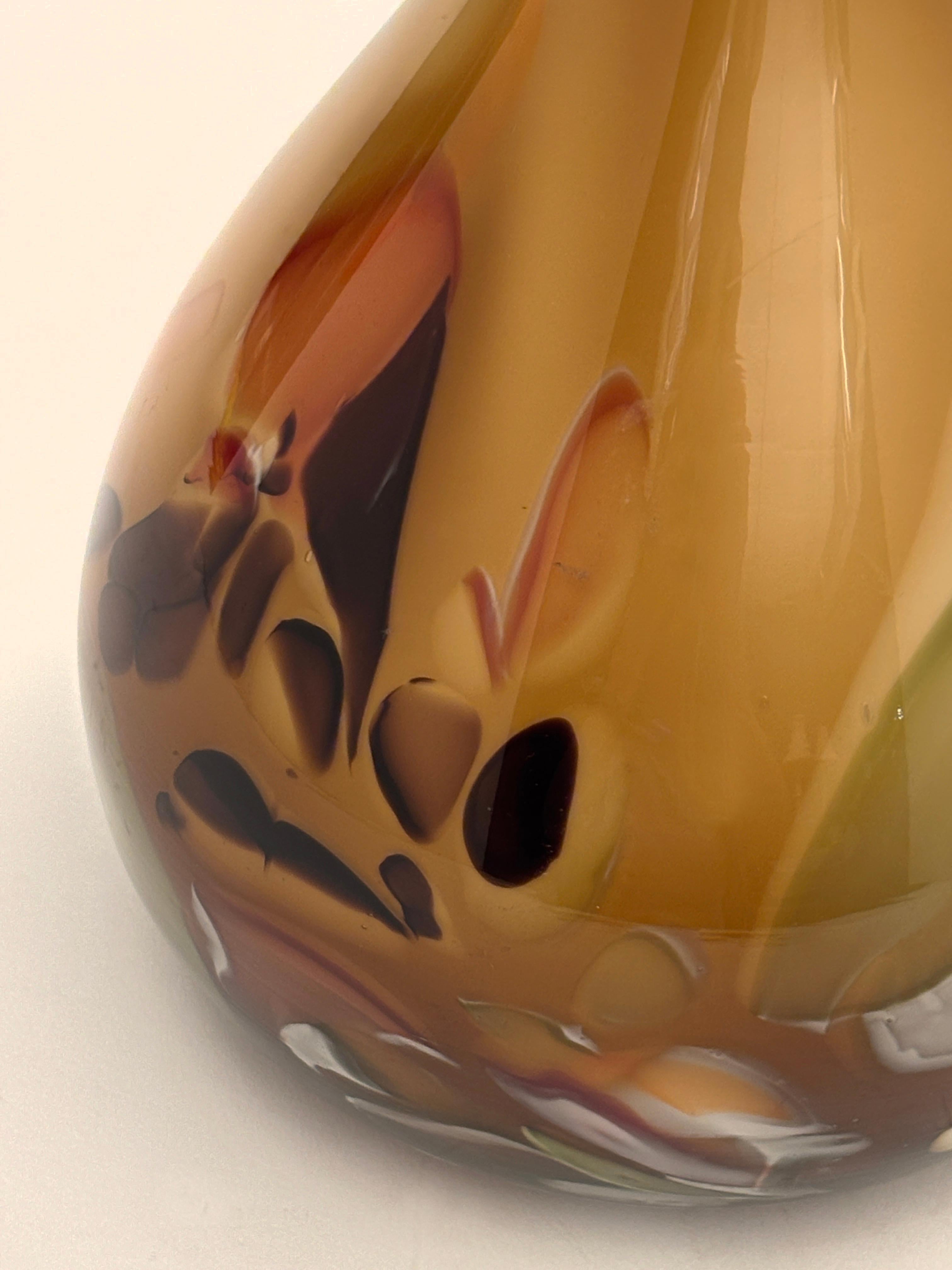 XX secolo Vaso ovoidale d'epoca soffiato a mano, Makora Krosno, Polonia in vendita