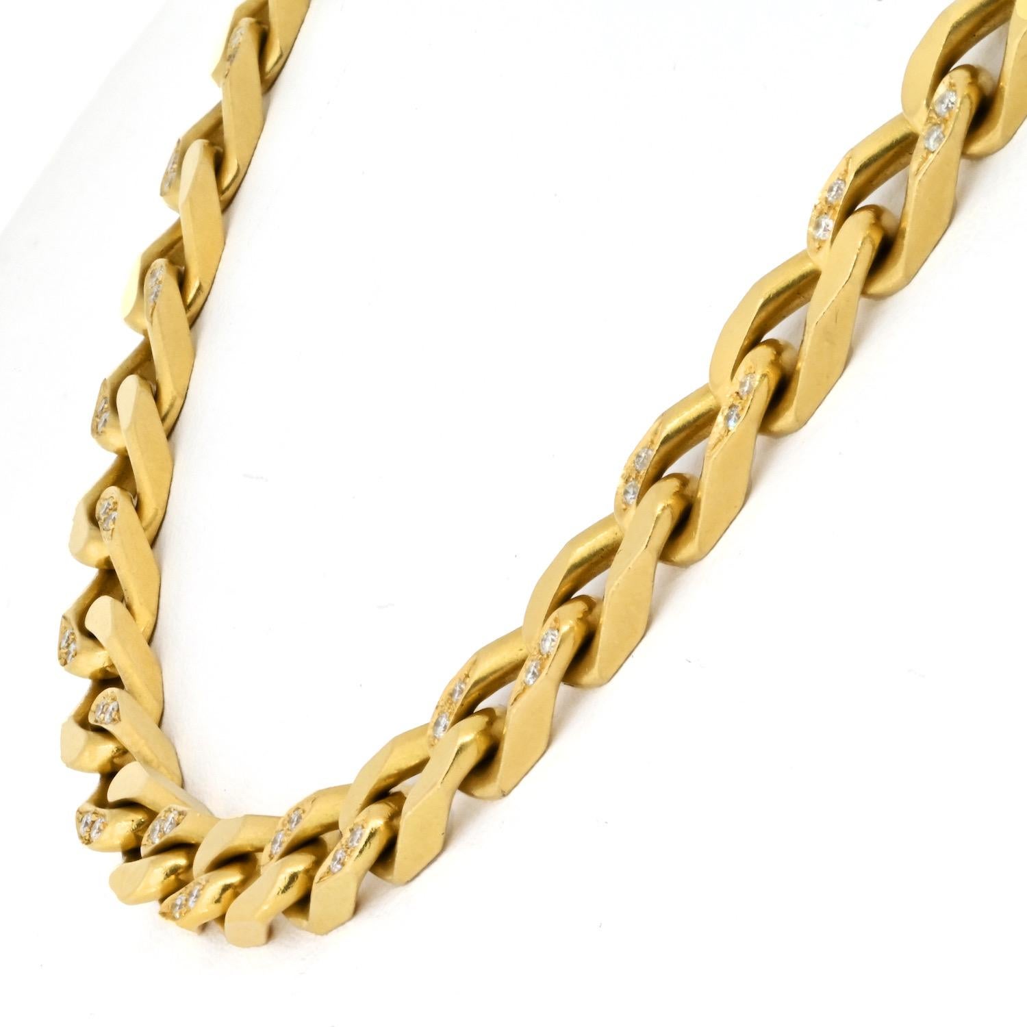 Vintage Bvlgari 18K Yellow Gold Diamond Link Chain Necklace In Excellent Condition For Sale In New York, NY
